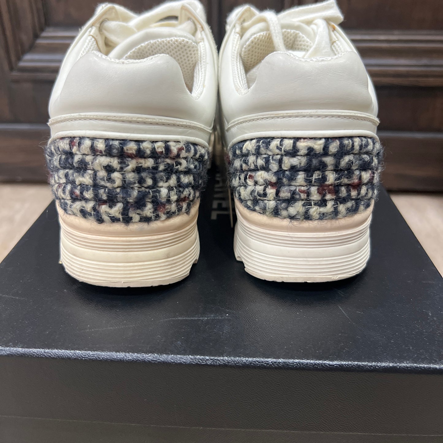 CHANEL White Leather And Tweed Trim CC Low Top Sneakers Size 36 1/2