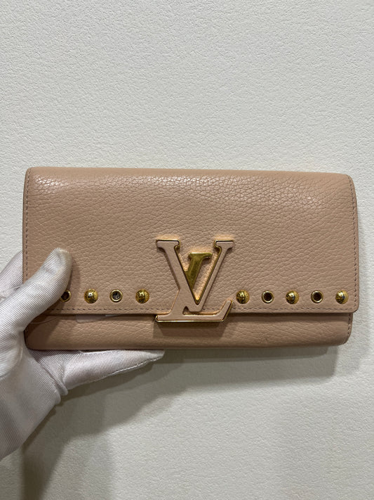 LOUIS VUITTON Wallet