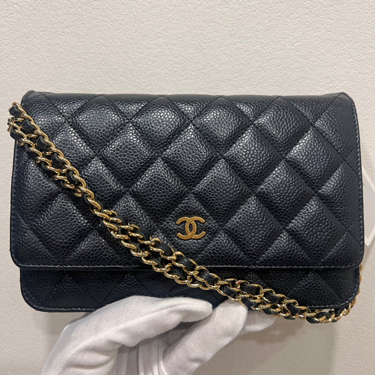 CHANEL Caviar WOC
