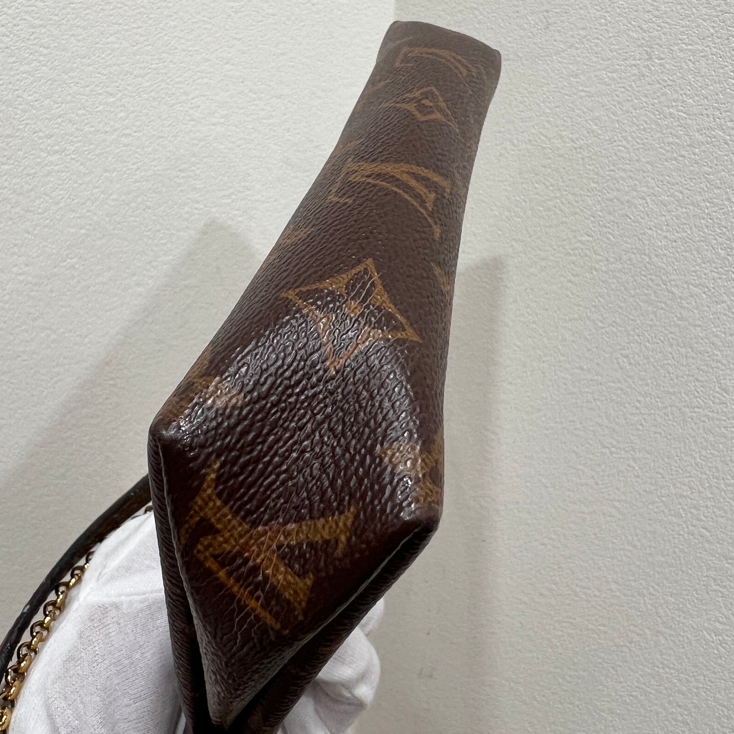 LOUIS VUITTON Pallas Black