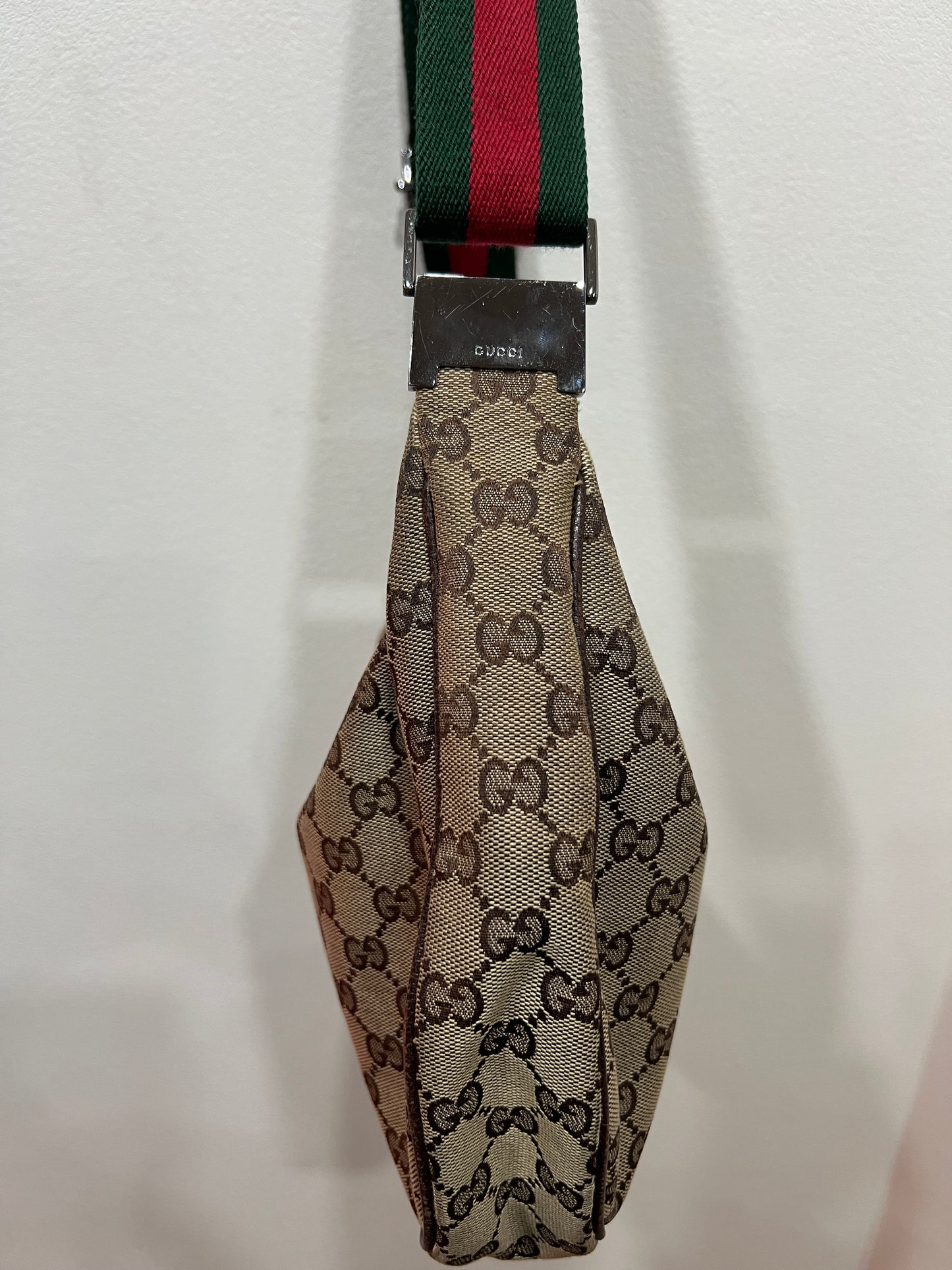GUCCI webbing shoulder bag