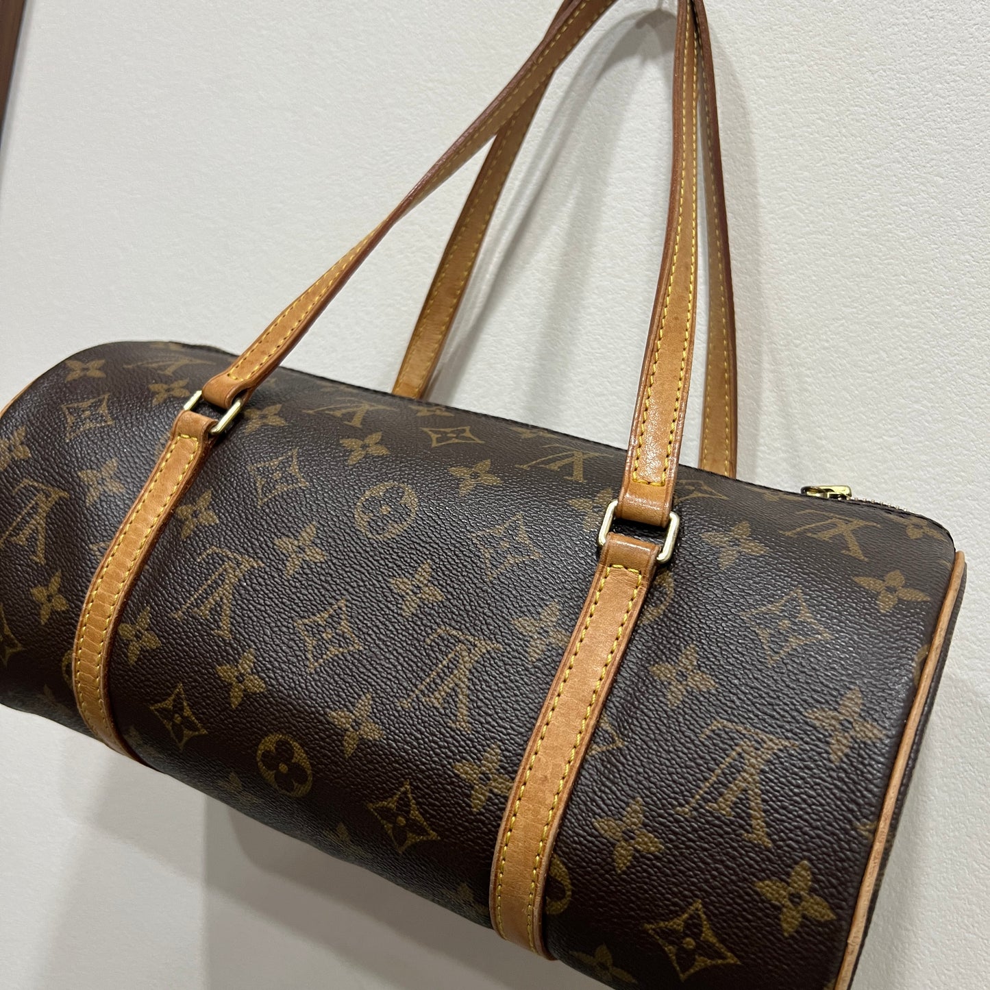 LOUIS VUITTON Papillon 30