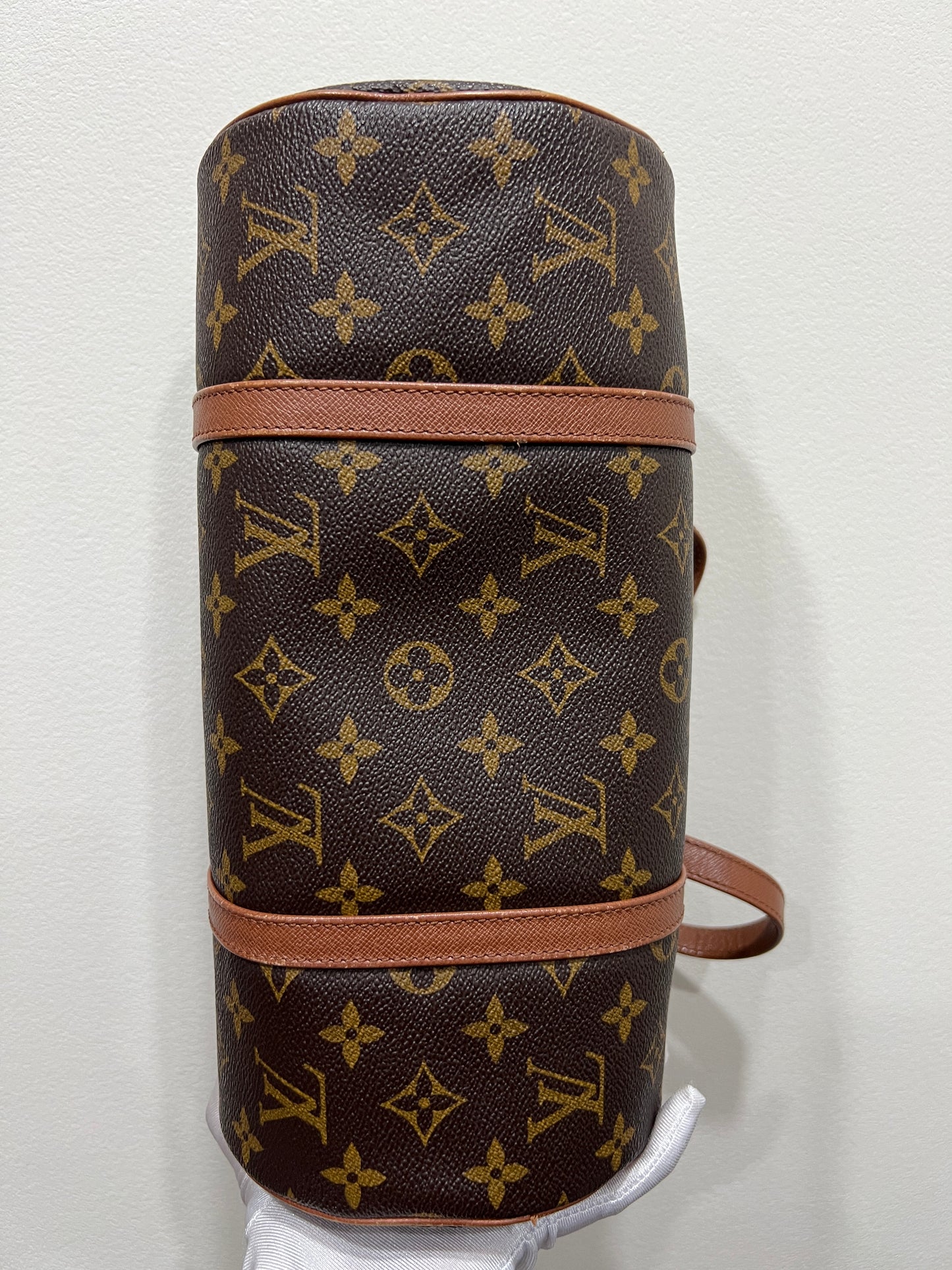 LOUIS VUITTON Papillon 26