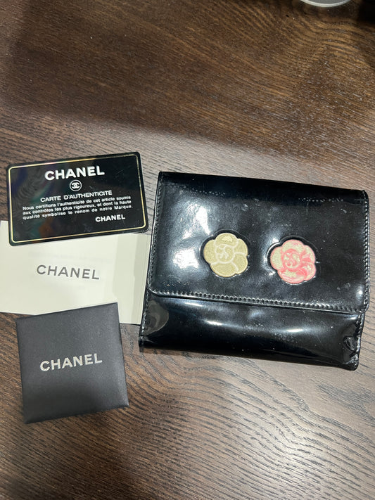 CHANEL Camellia Patent Leather