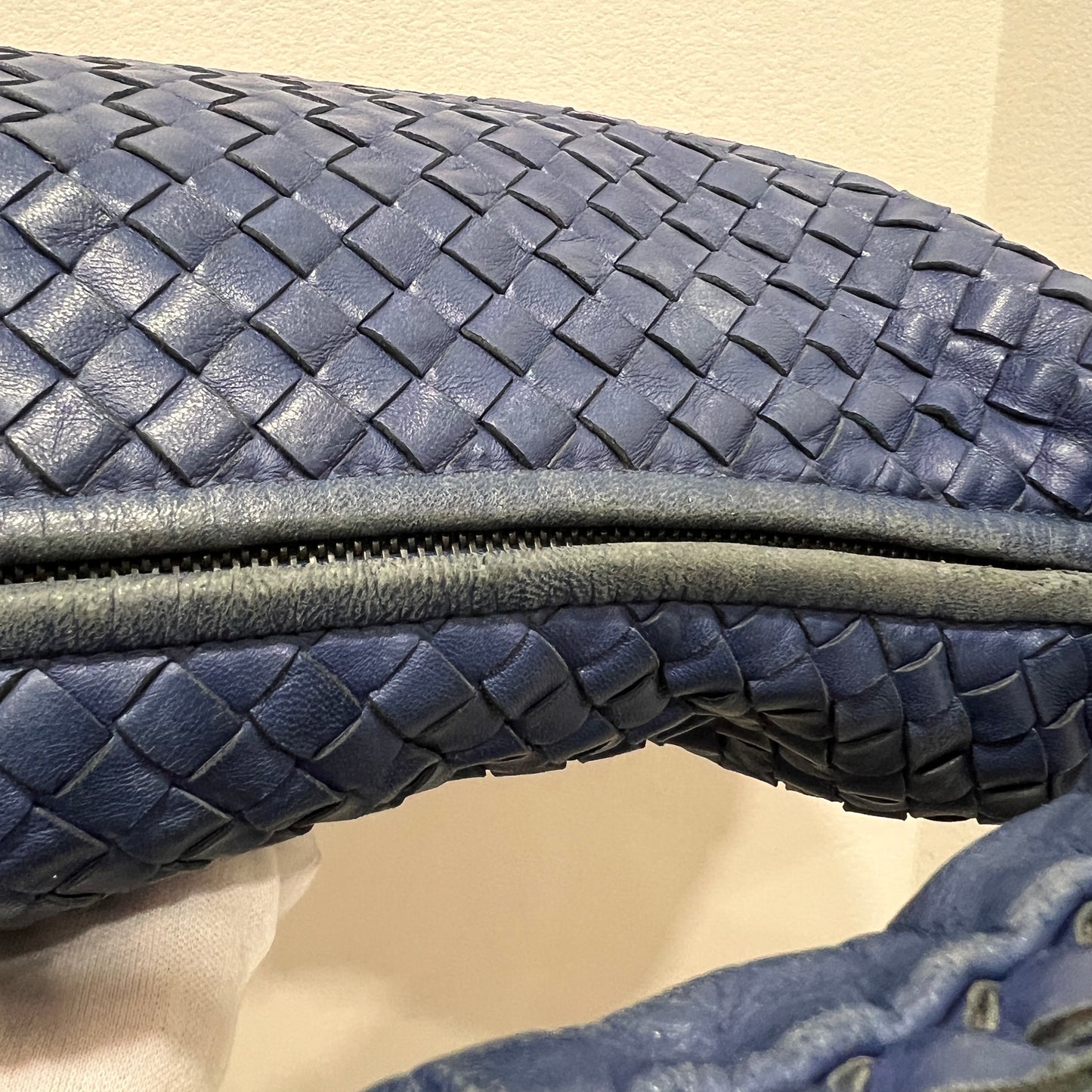 BOTTEGA VENETA Hobo Navy Interciatto Woven Napa Leather Bag