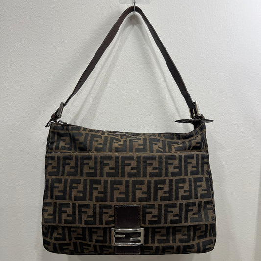 FENDI Mamma One Shoulder Baguette Silver
