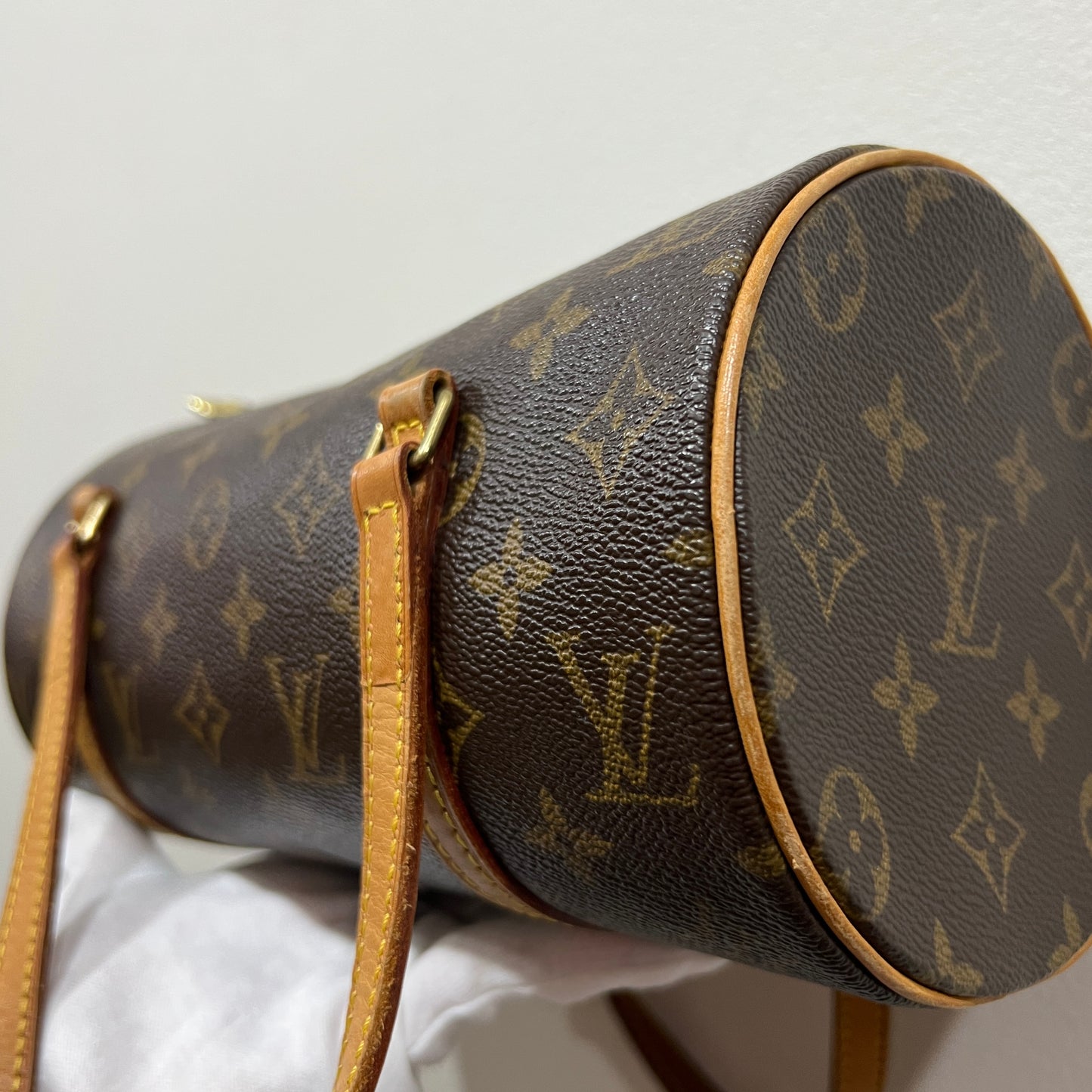 LOUIS VUITTON Papillon 26cm