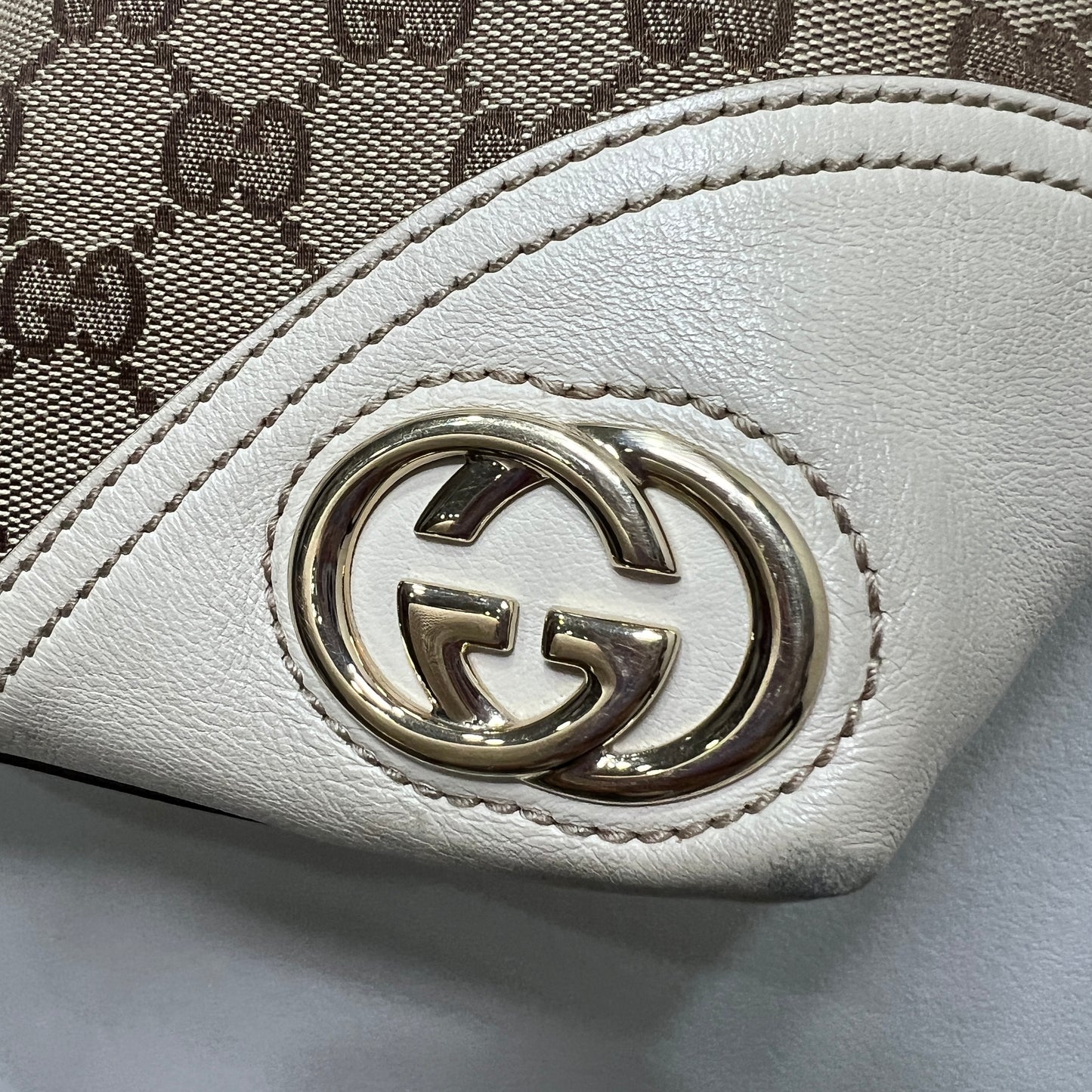 GUCCI Shoulder Bag