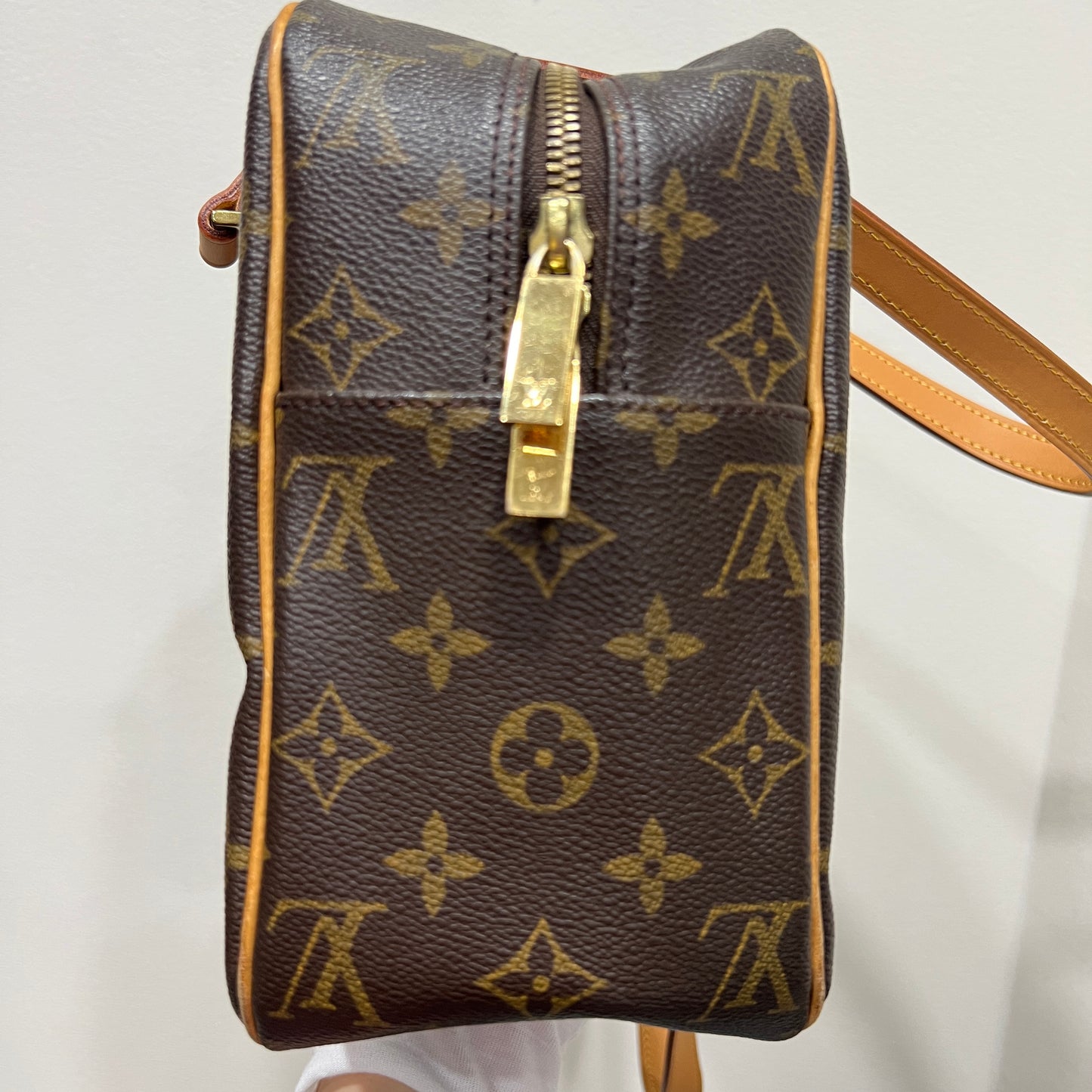 LOUIS VUITTON Cite GM