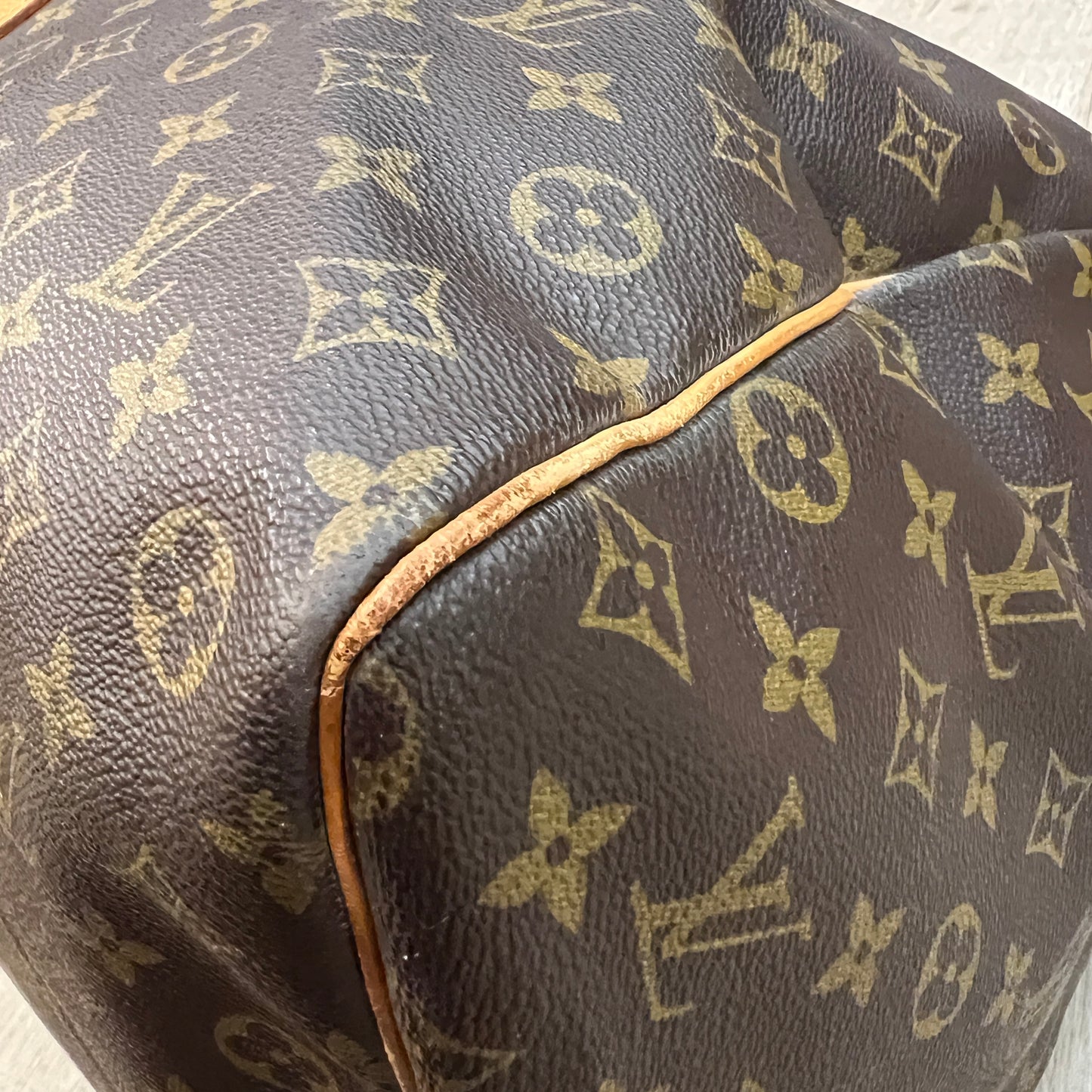 LOUIS VUITTON Keepall 60cm