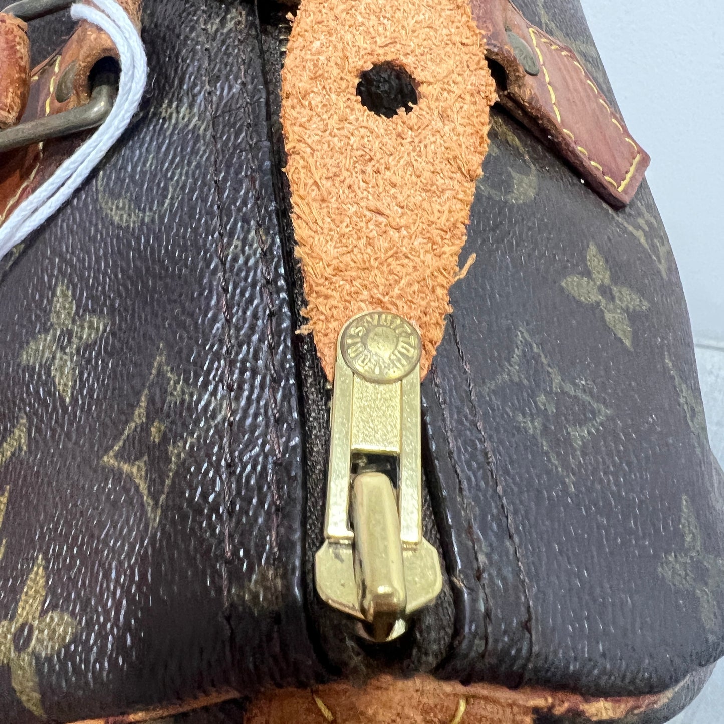 LOUIS VUITTON Speedy 30