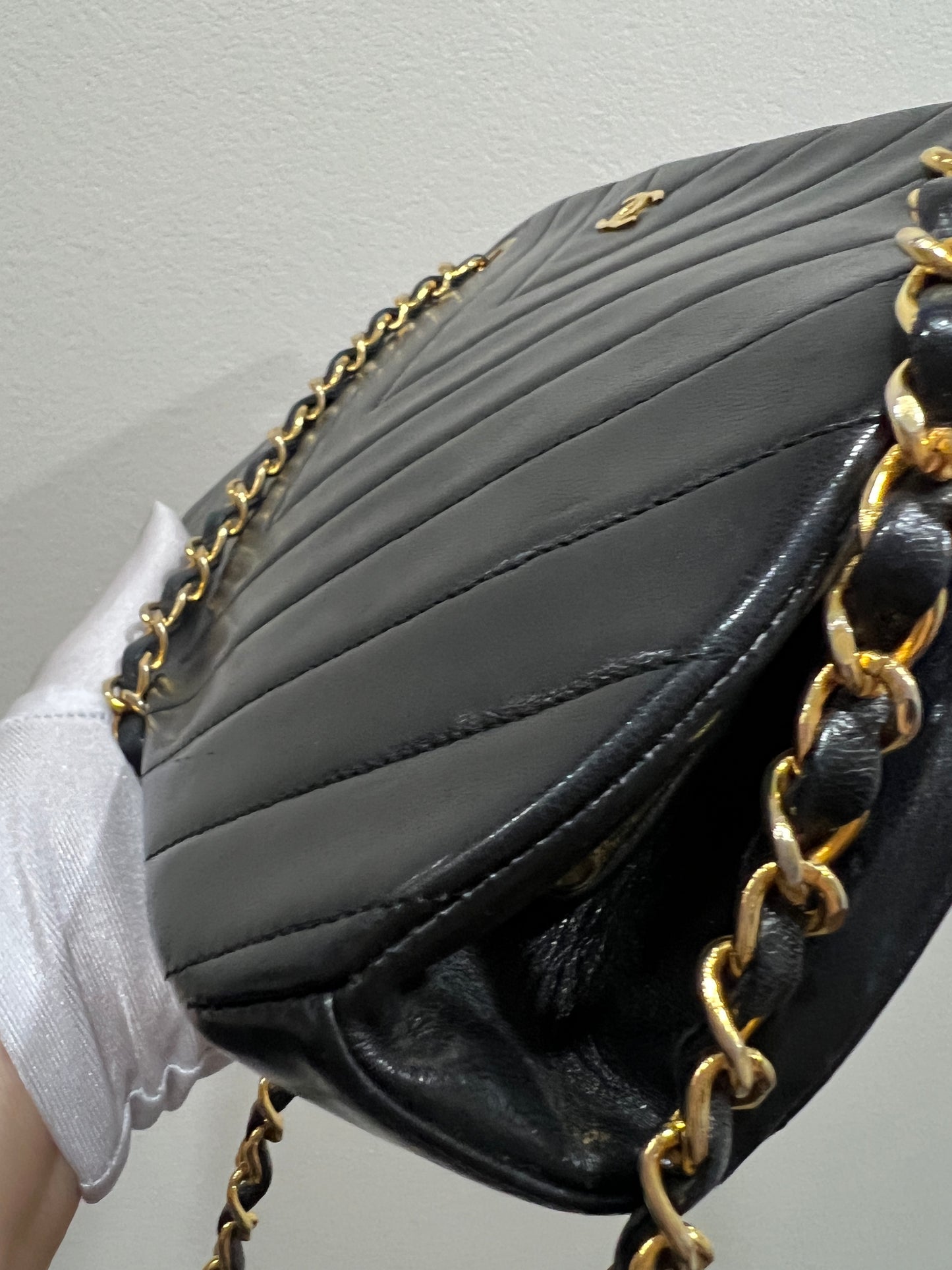 CHANEL V-Stick Chain Shoulder Bag