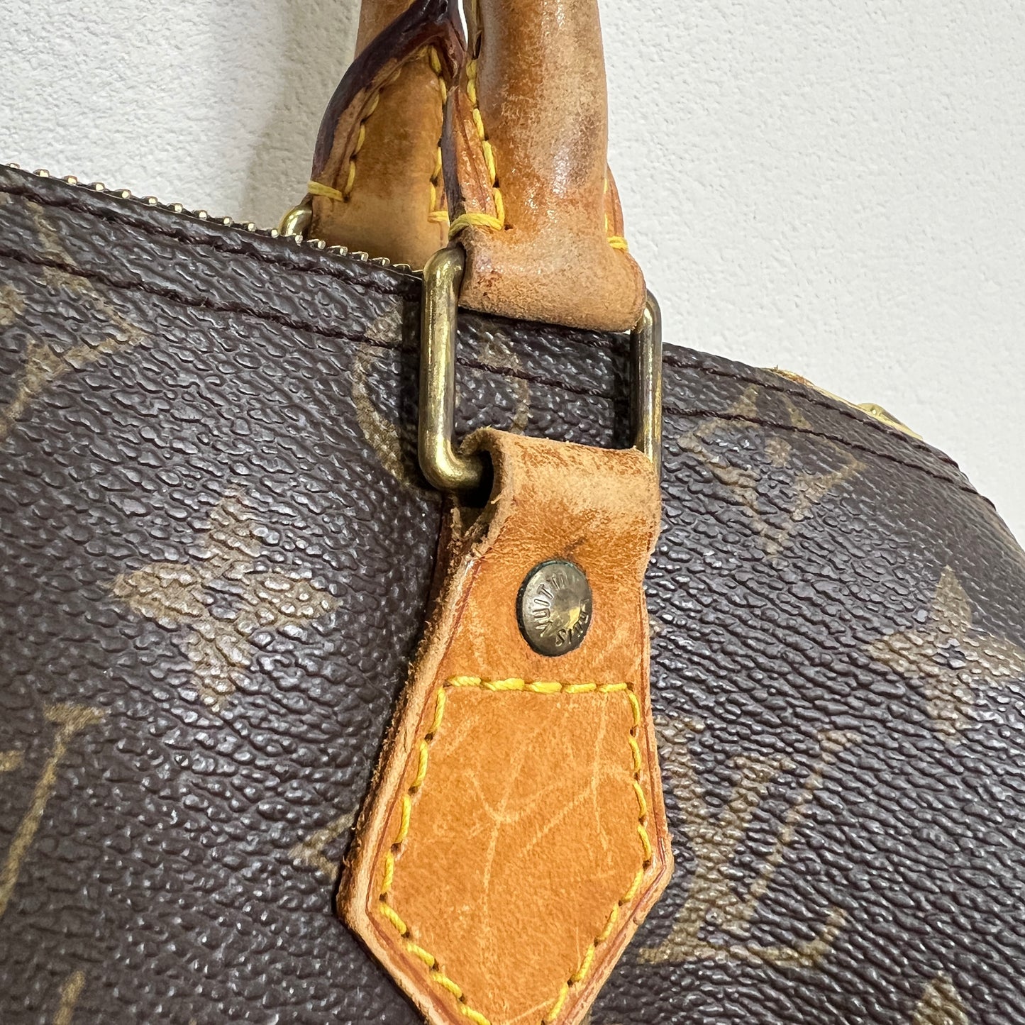 LOUIS VUITTON Speedy 25