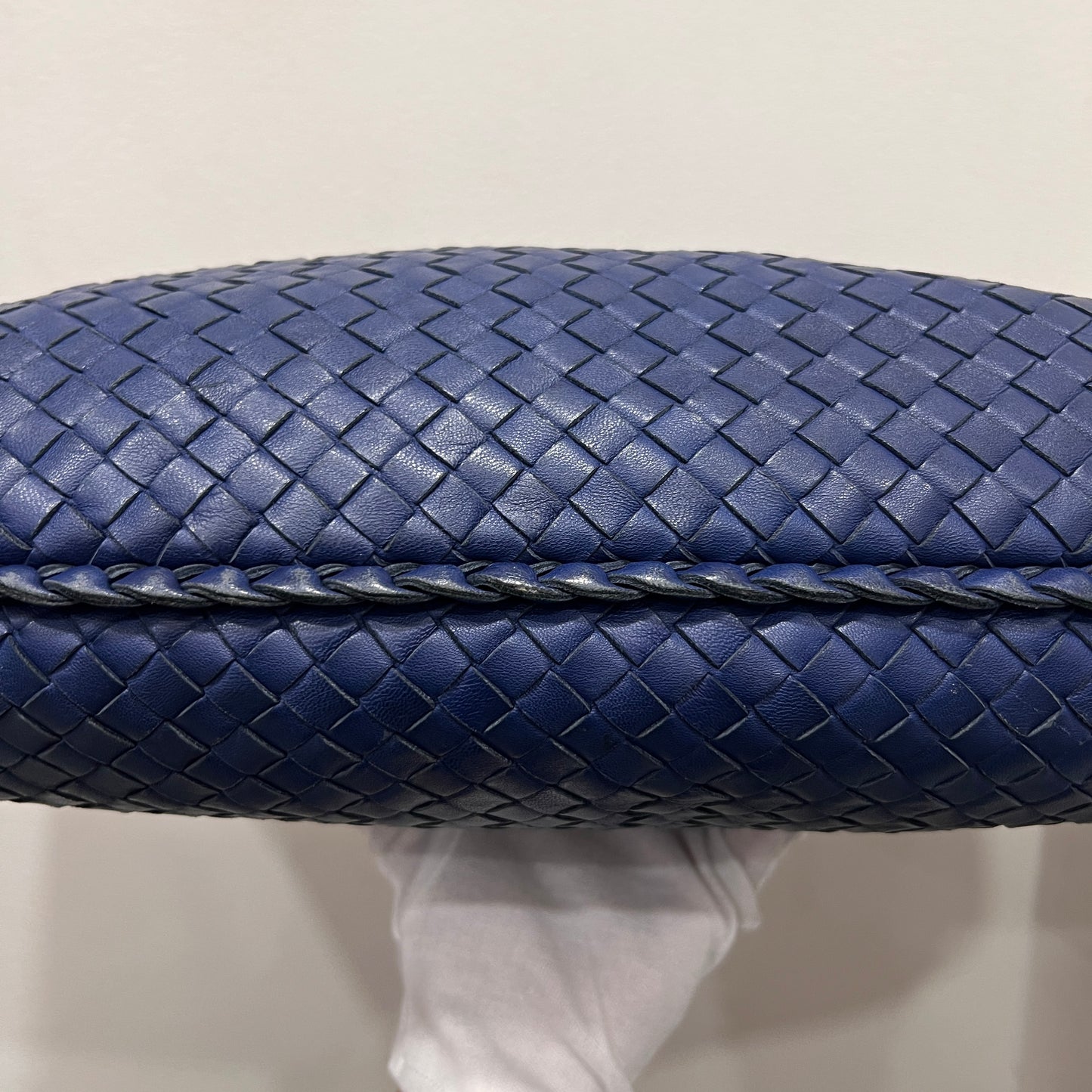 BOTTEGA VENETA Hobo Navy Interciatto Woven Napa Leather Bag