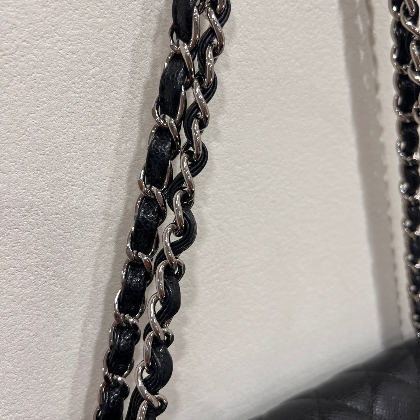 CHANEL Caviar Jumbo Double Flap