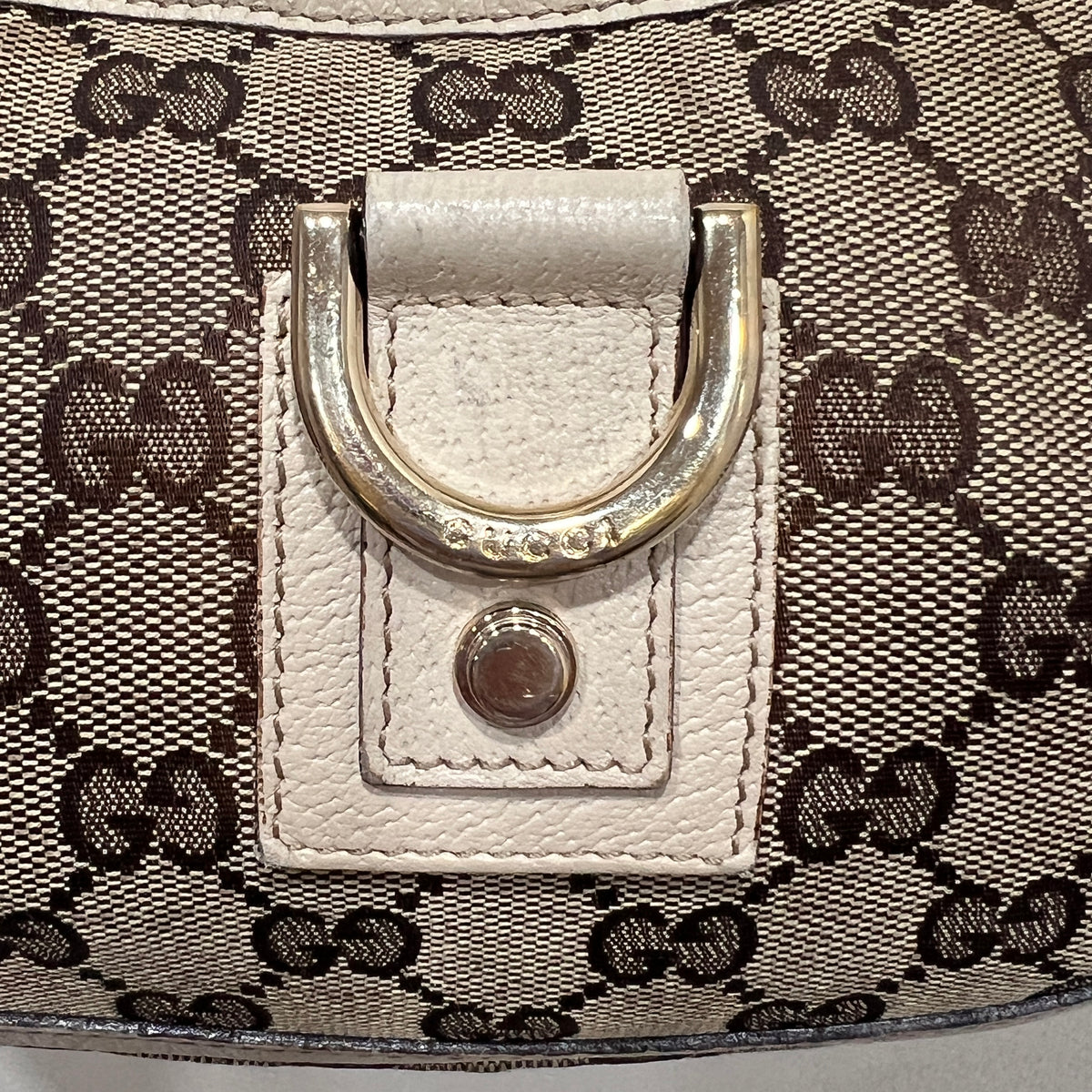 GUCCI Abbey D-Ring Pochette Shoulder Bag