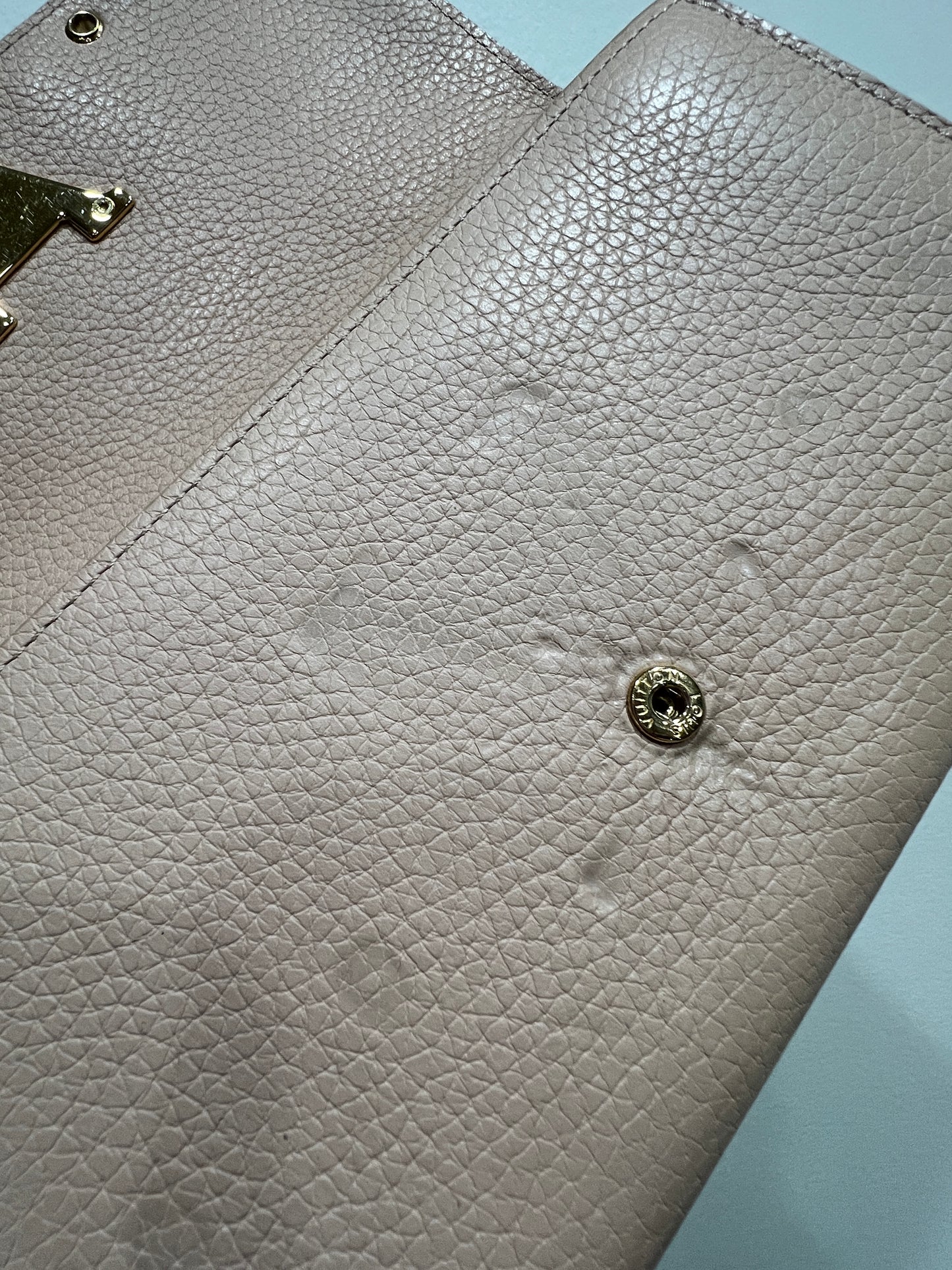 LOUIS VUITTON Wallet