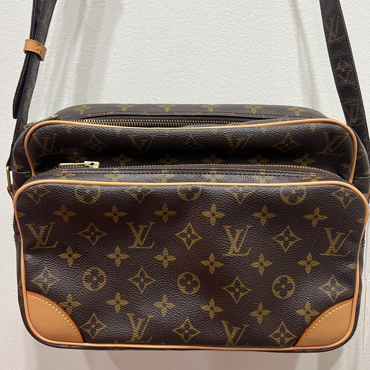 LOUIS VUITTON Nile Shoulder Bag VACHETTA REPLACED