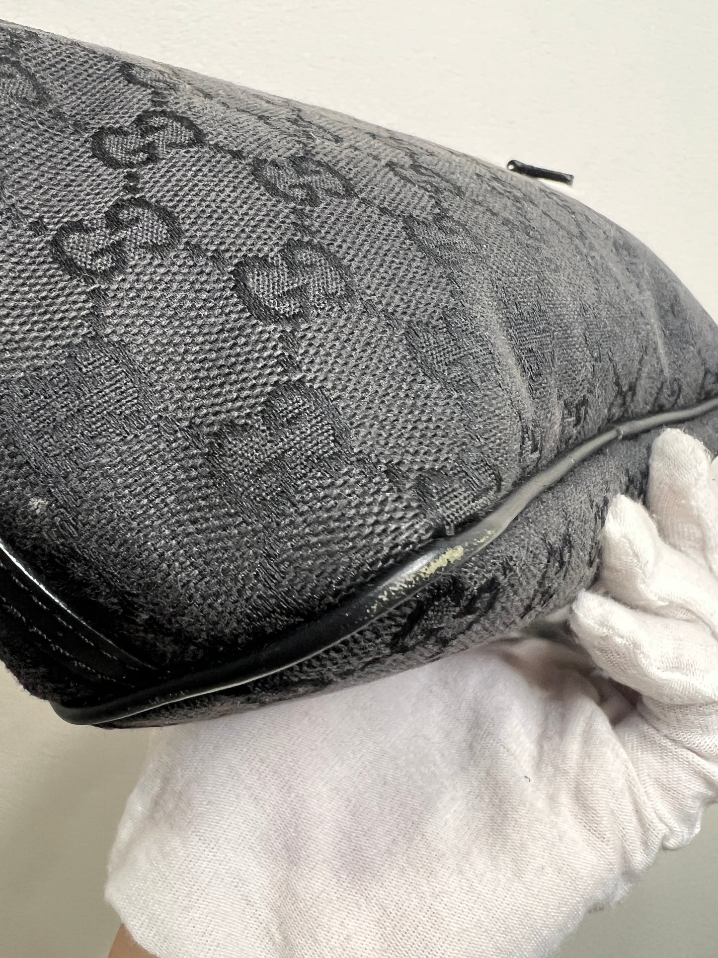 GUCCI Canvas Black Handbag (53660)