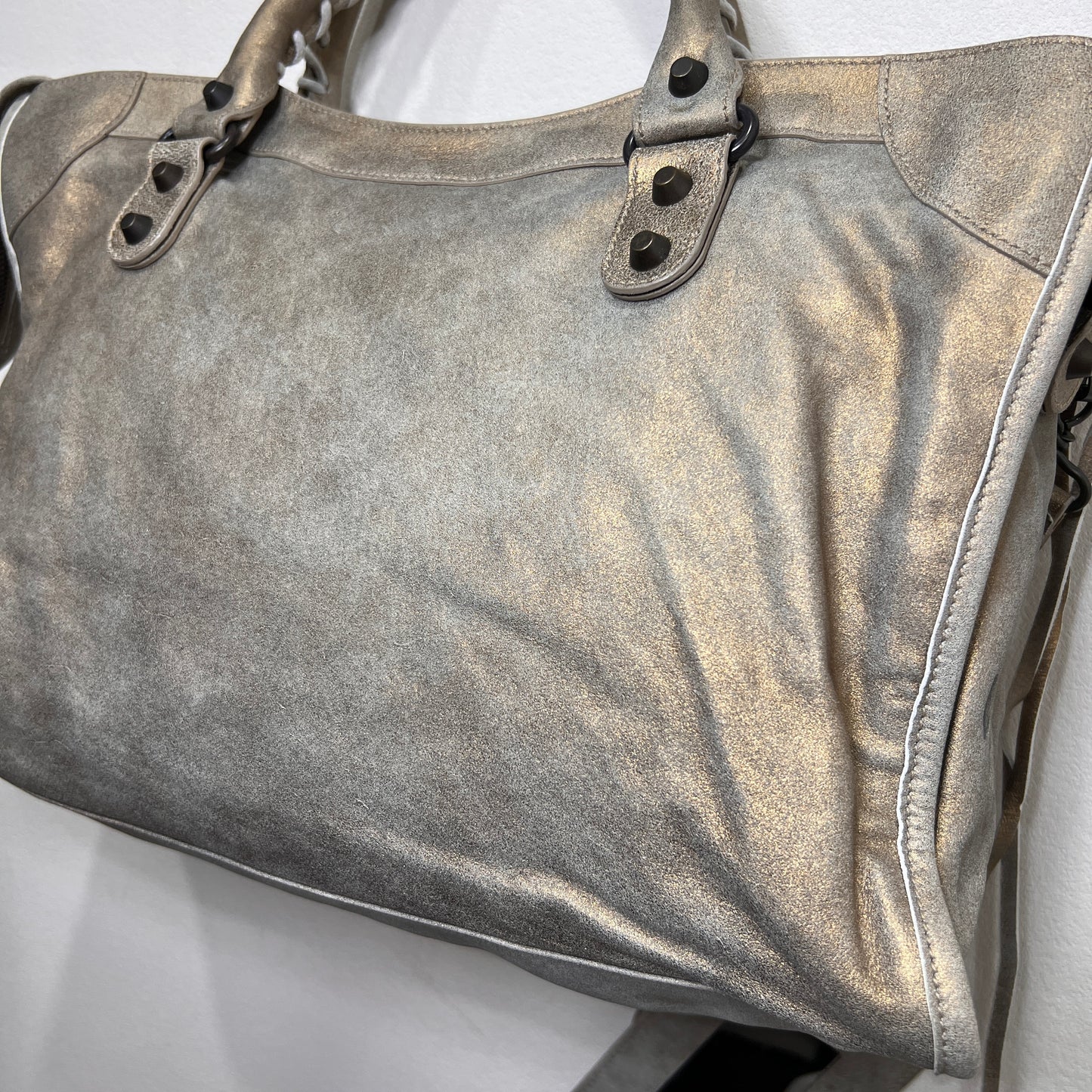 BALENCIAGA City Bag pearlescent