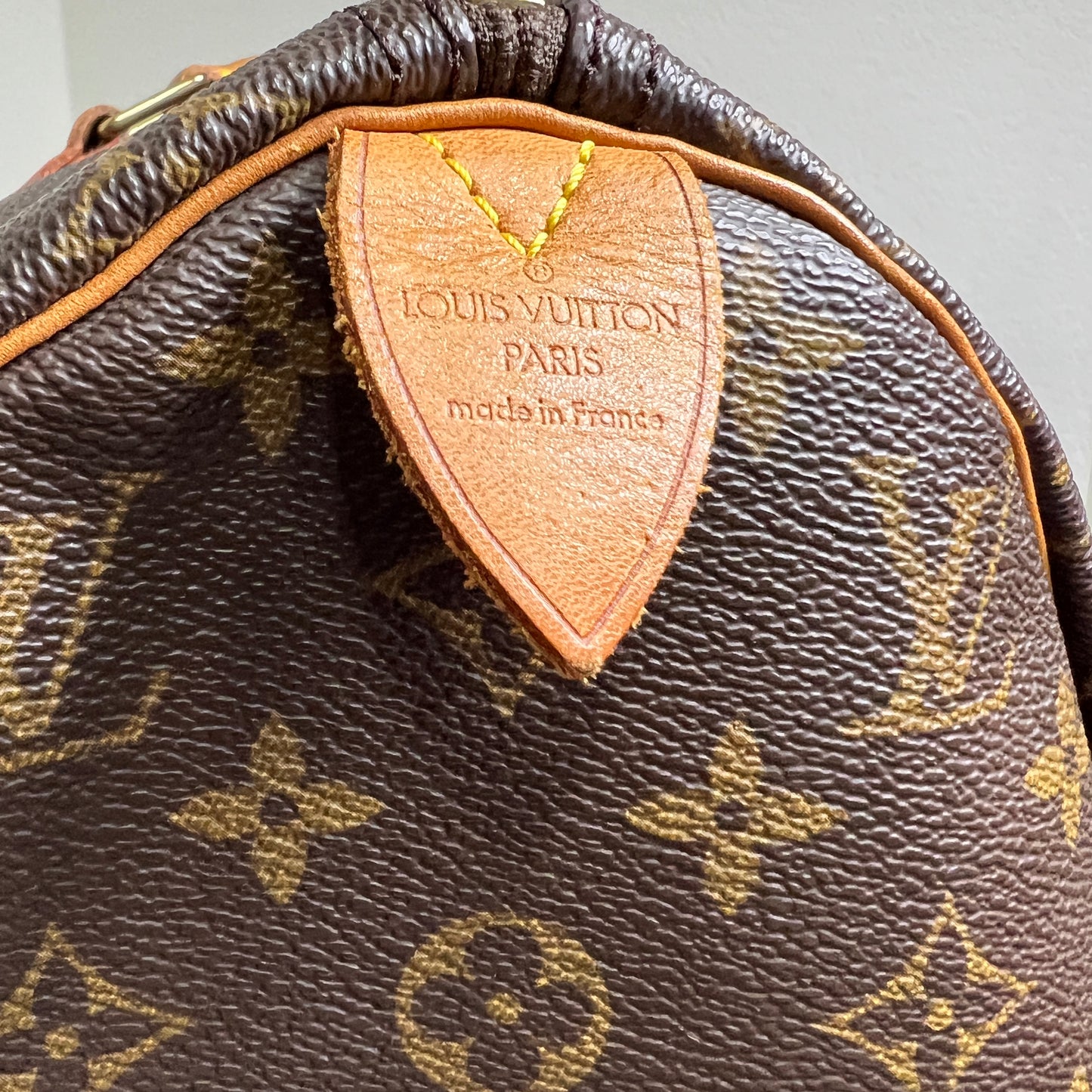 LOUIS VUITTON Speedy 40cm