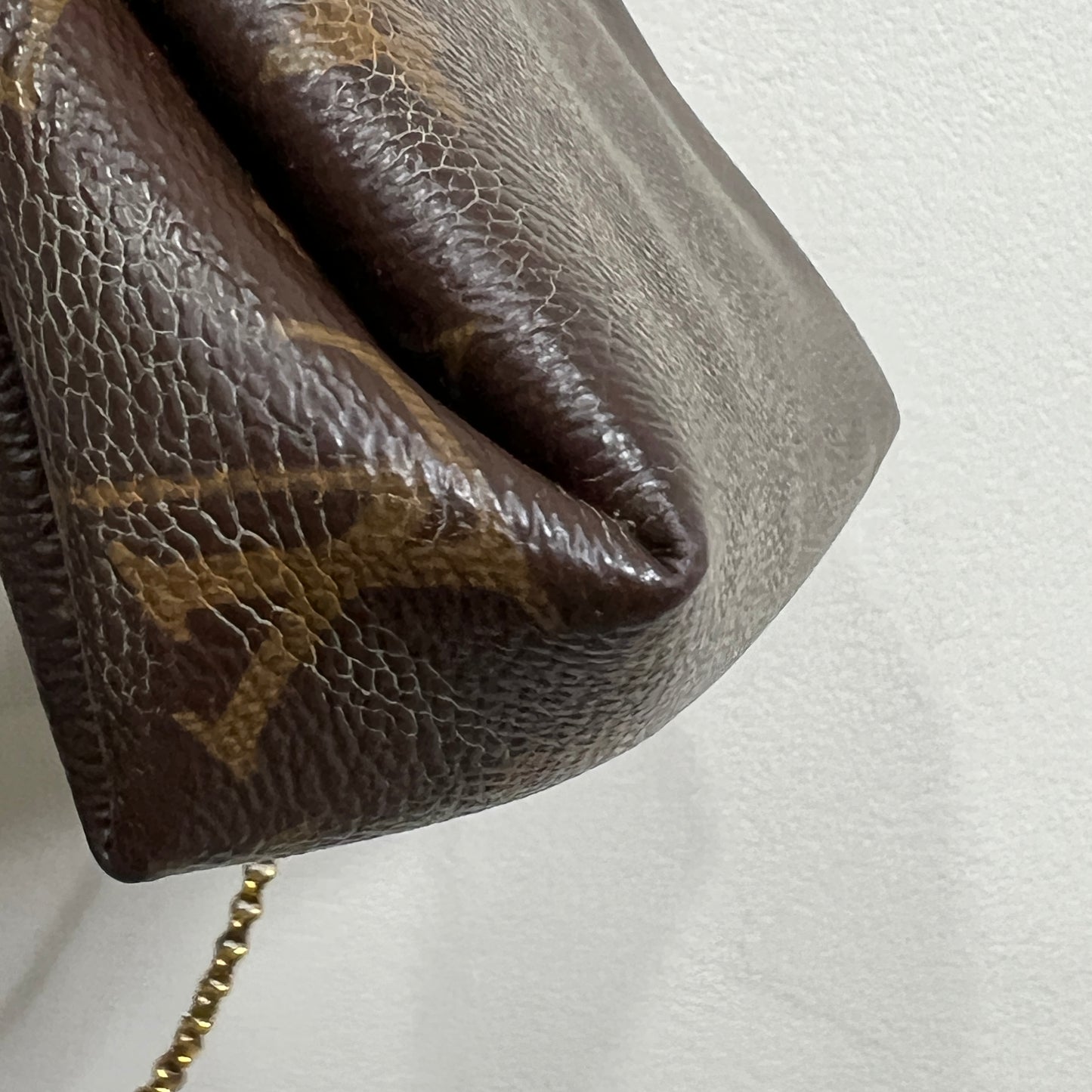 LOUIS VUITTON Pallas Clutch Red with Long Strap