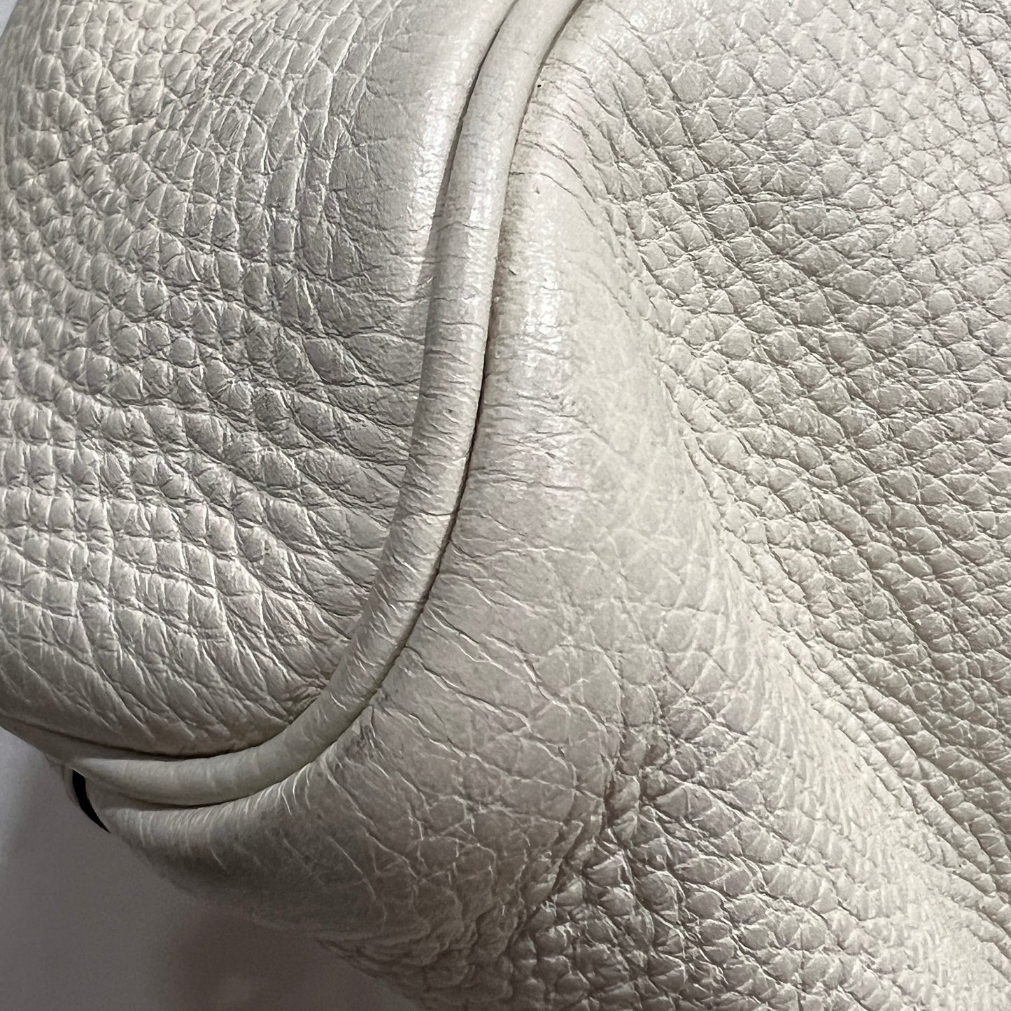 GUCCI Gucci Bamboo White Leather Handbag Shoulder Bag (strap not included)