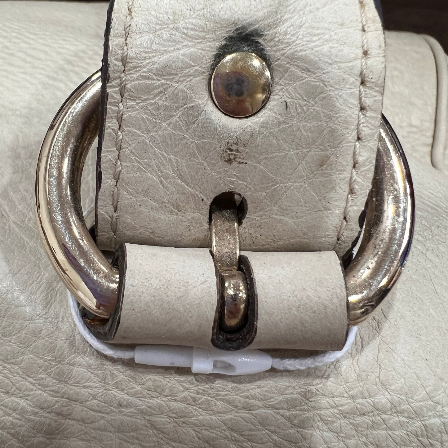 GUCCI Cream Leather Guccissima Signoria Medium Dome