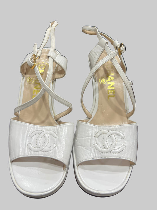 CHANEL White Logo Chunky Heels SIZE 37 1/2