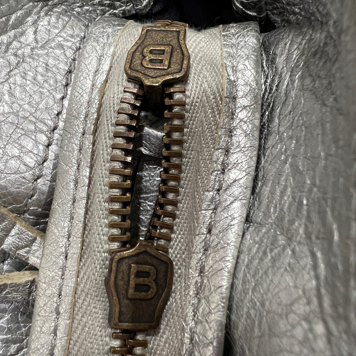 BALENCIAGA City Bag Velo