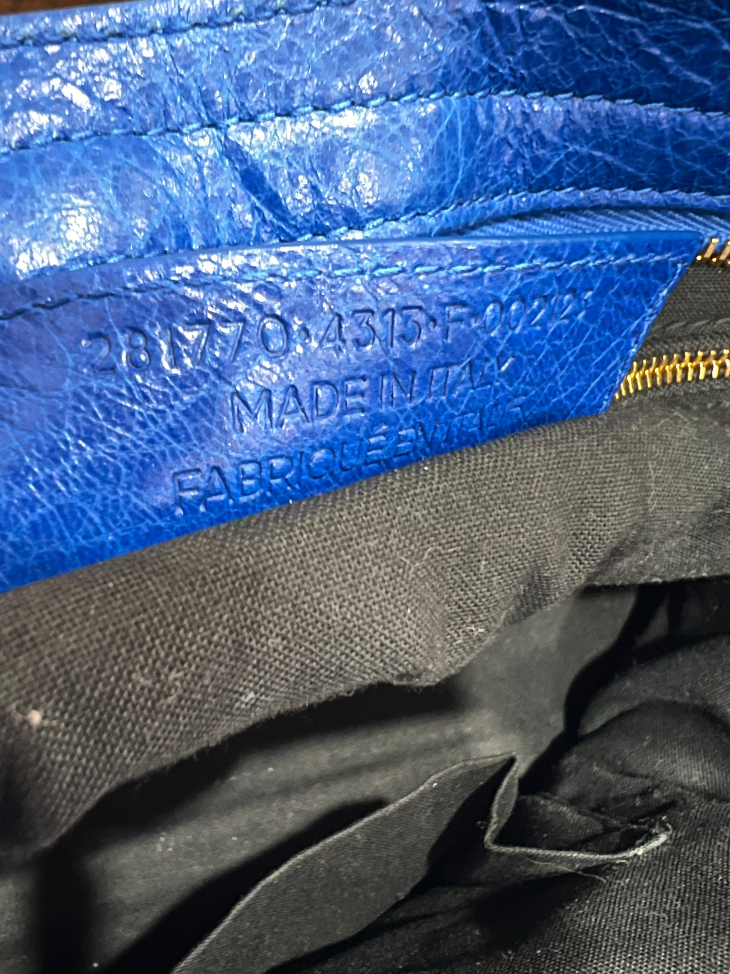 BALENCIAGA City Bag M Size (260428)