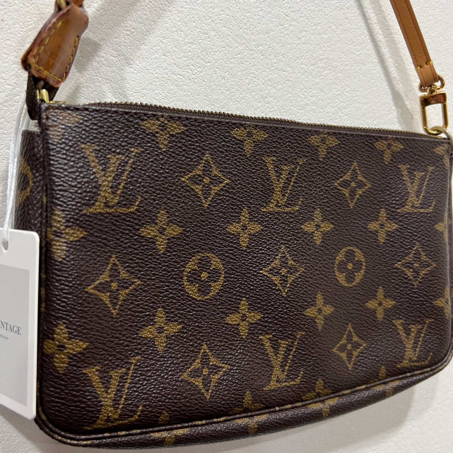LOUIS VUITTON Accessory Pochette