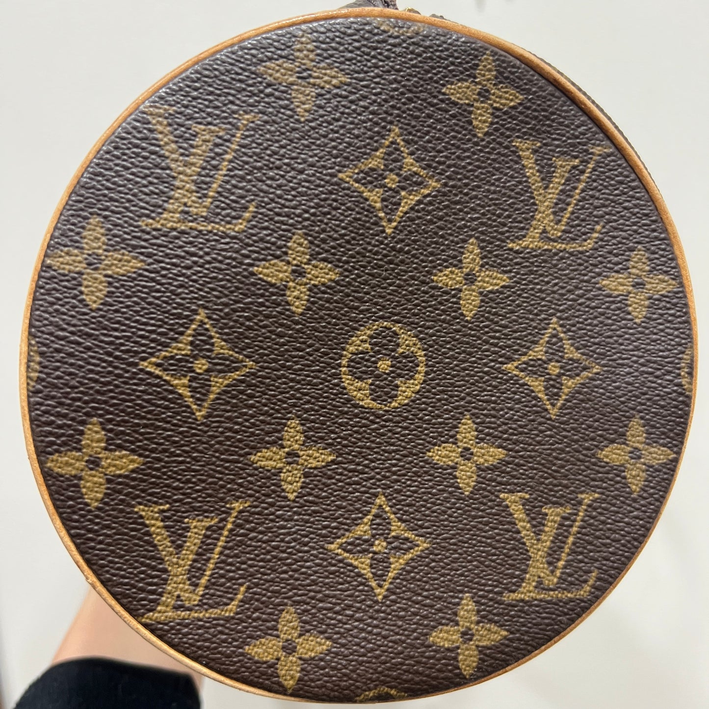 LOUIS VUITTON Papillon 30