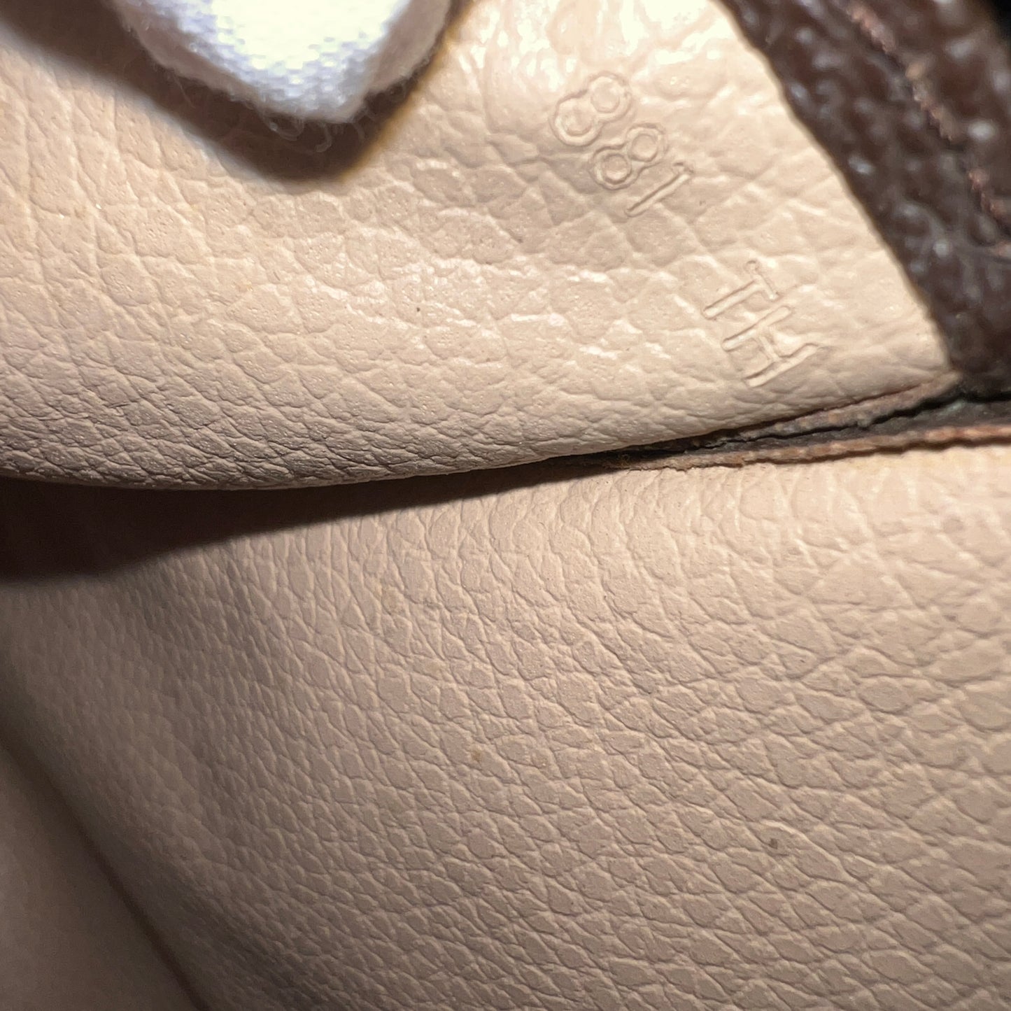 LOUIS VUITTON Toiletry Pouch (24901)