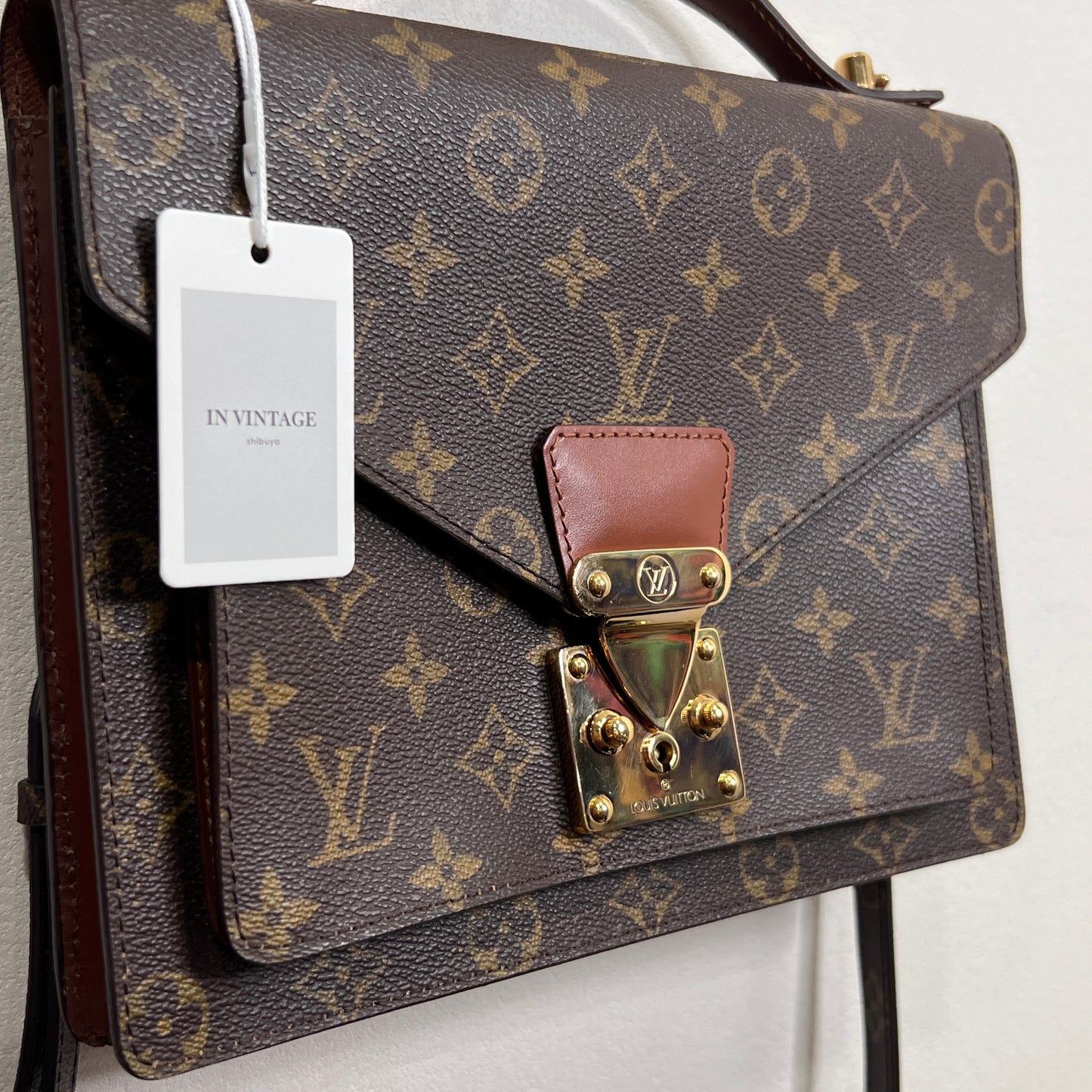 LOUIS VUITTON Monceau