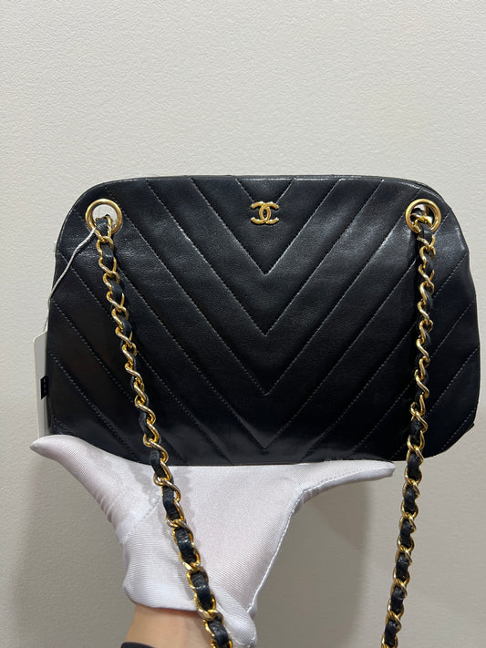 CHANEL V-Stick Chain Shoulder Bag