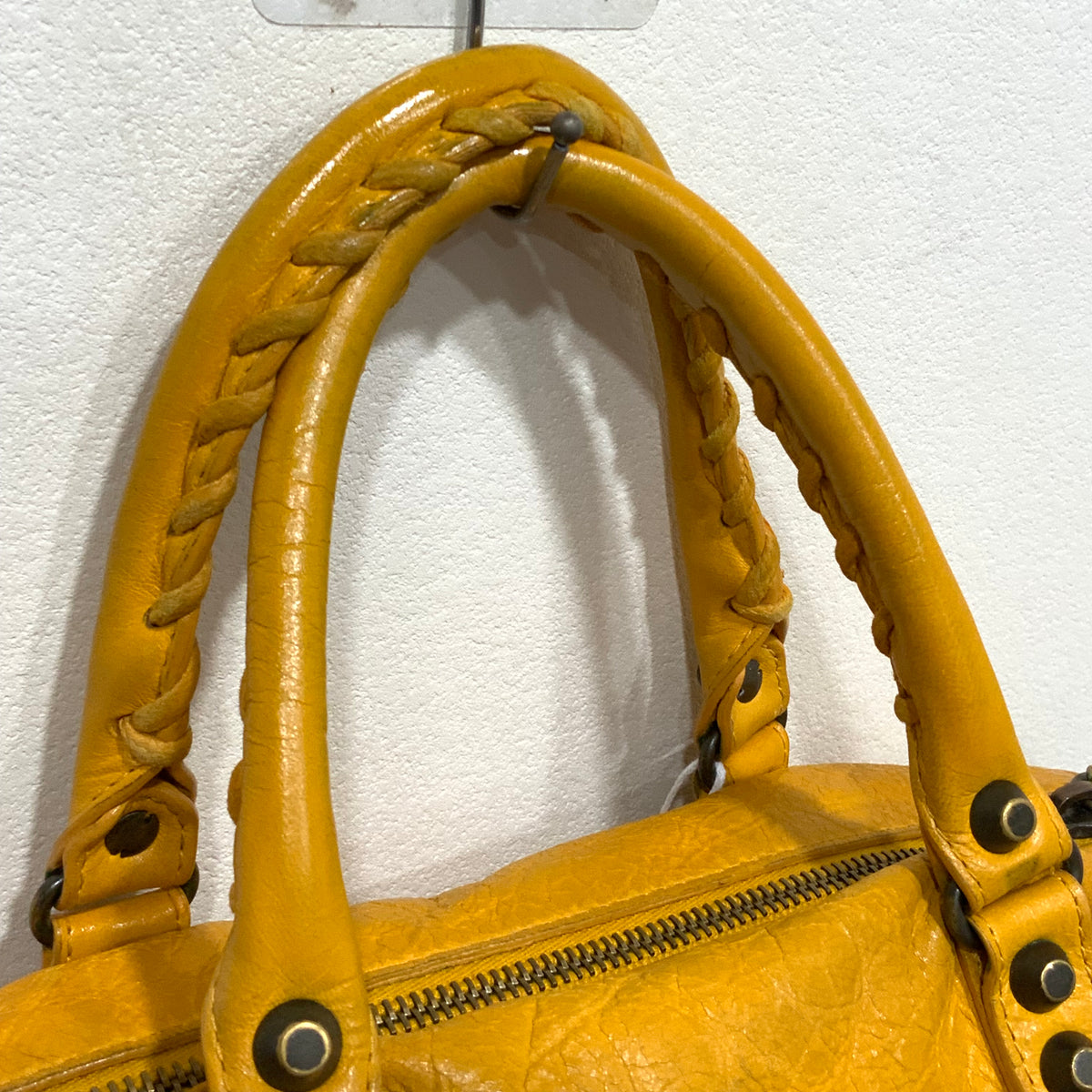 BALENCIAGA Classic Twiggy Bag 25cm Mango/Mangue Color