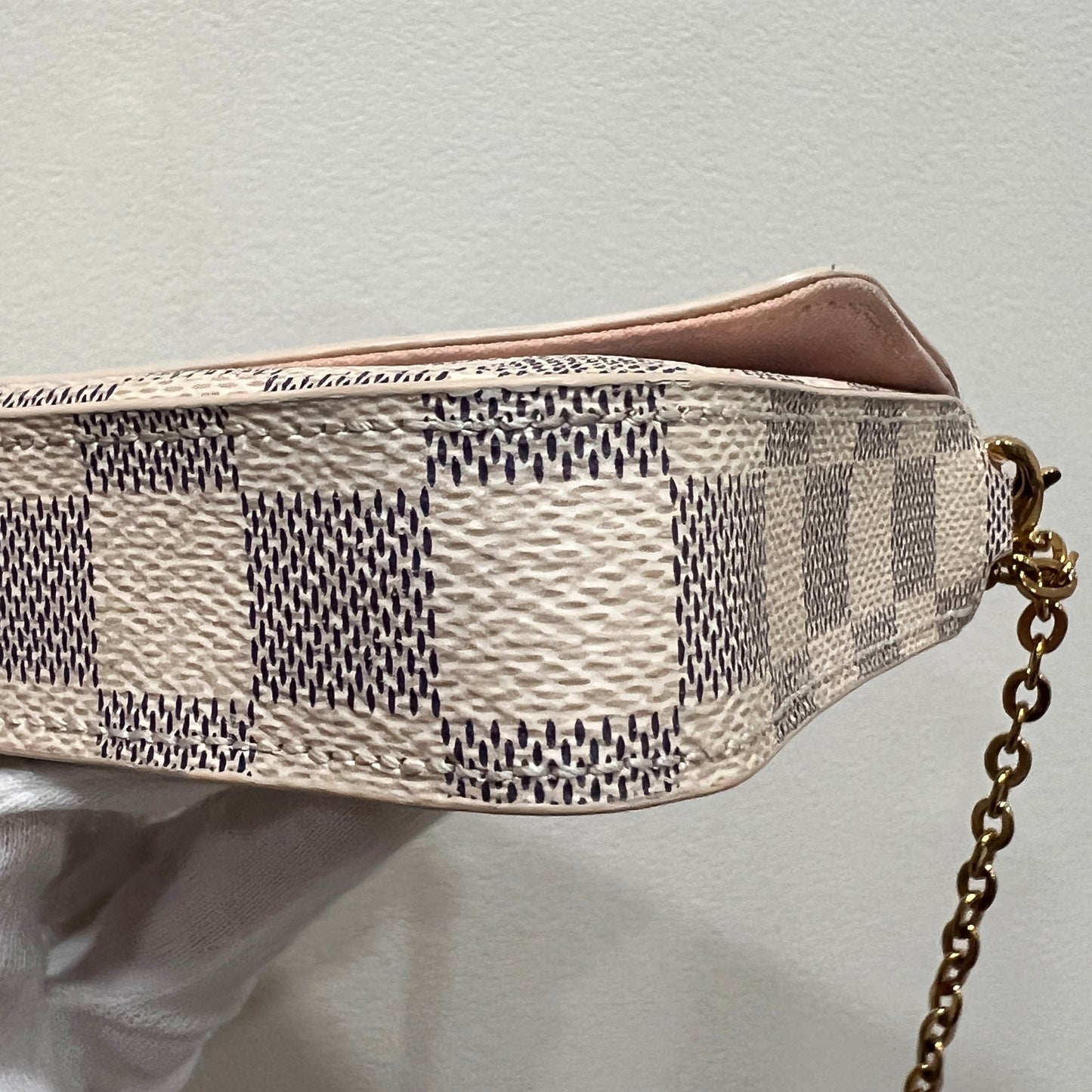 LOUIS VUITTON Felice Damier