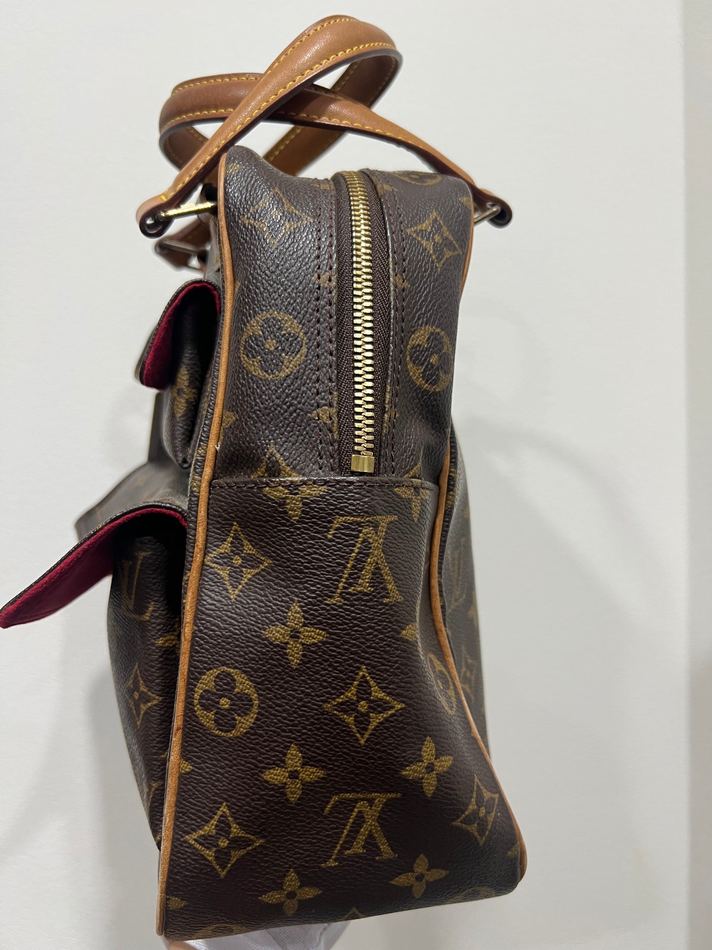 LOUIS VUITTON Excentri-Cite Satchel Handbag