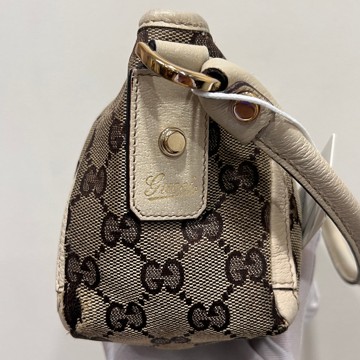GUCCI Abbey D-Ring Pochette Shoulder Bag