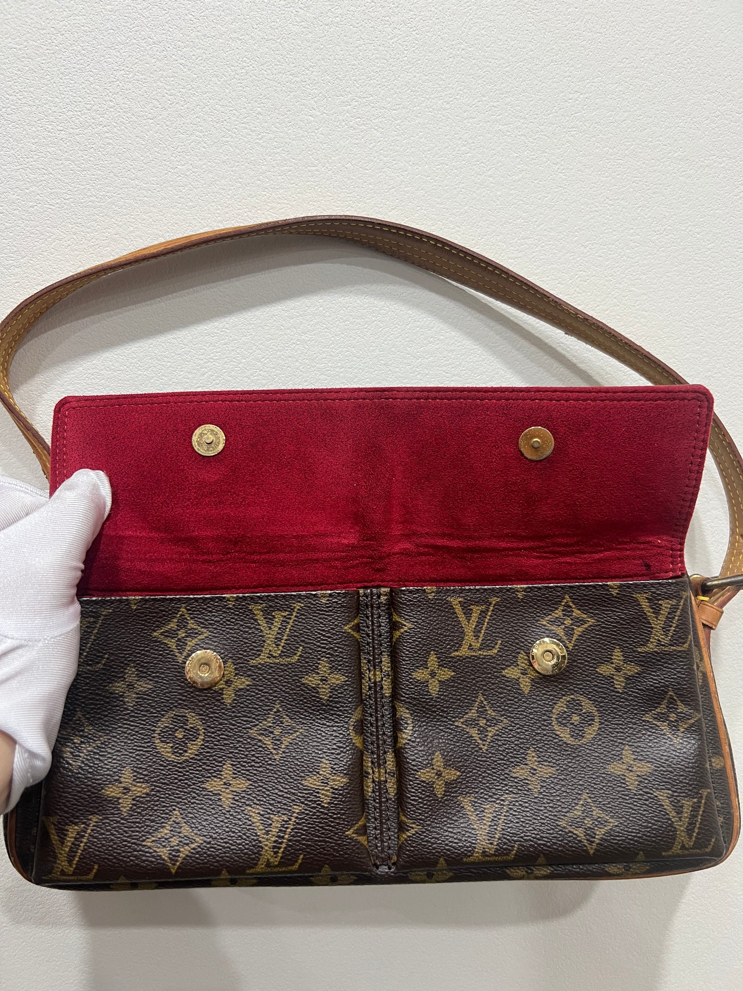 LOUIS VUITTON VIVE CITE MM