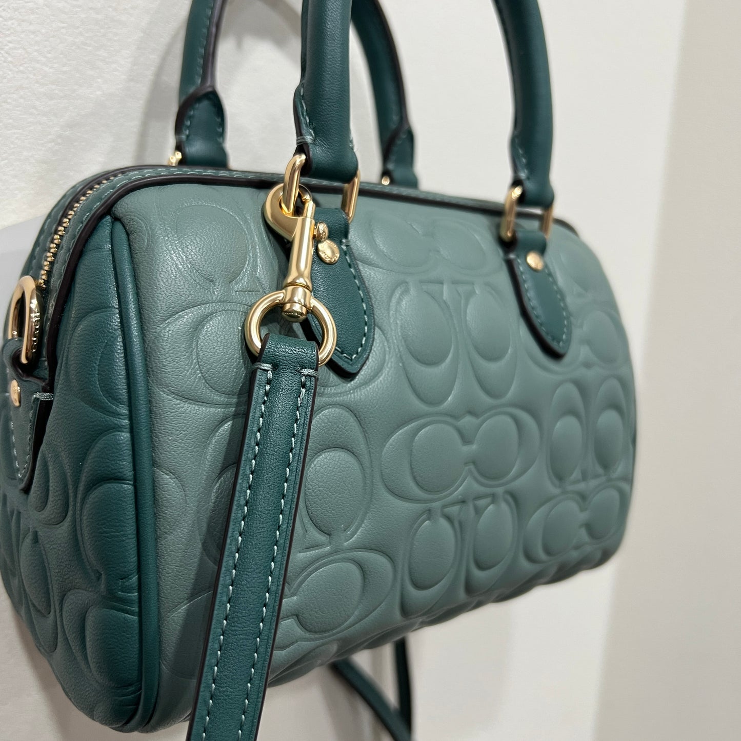 COACH (New) With Dustbag