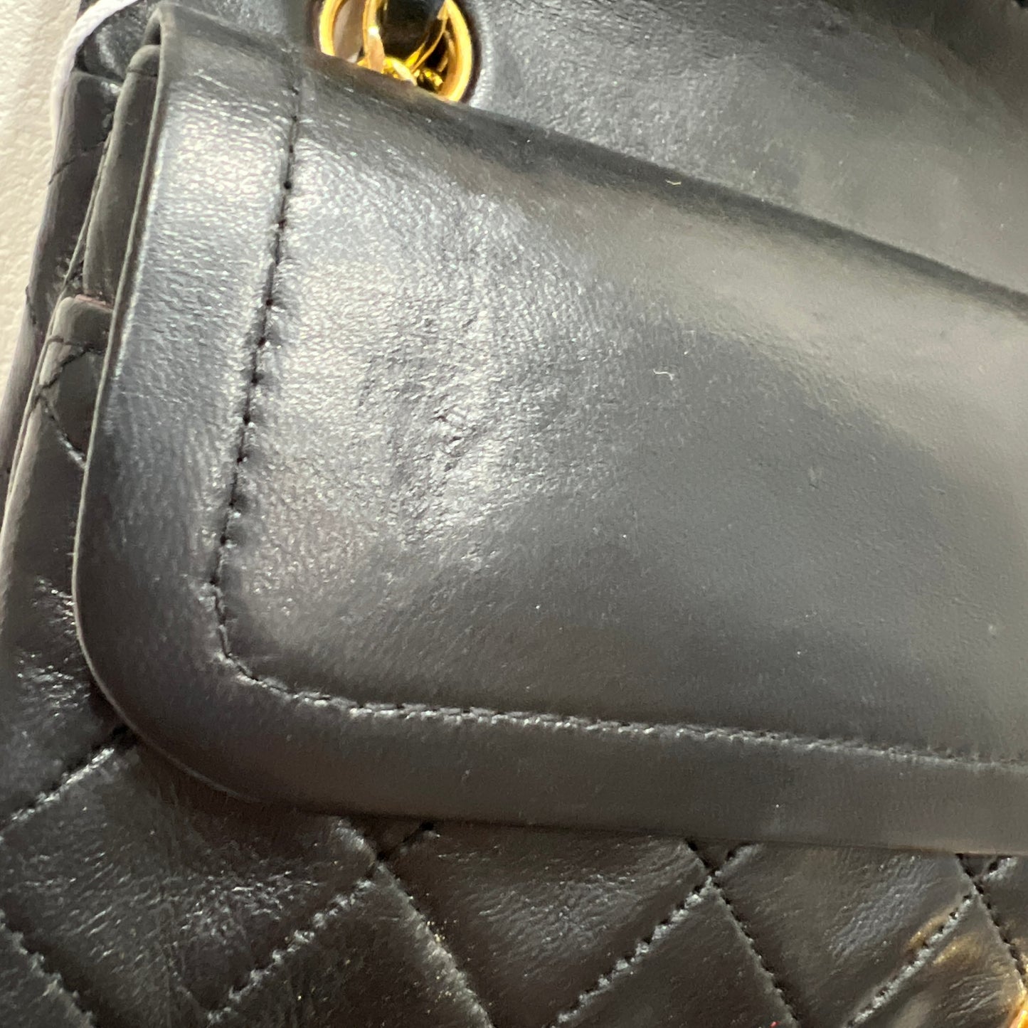 CHANEL CLASSIC DOUBLE FLAP 23cm