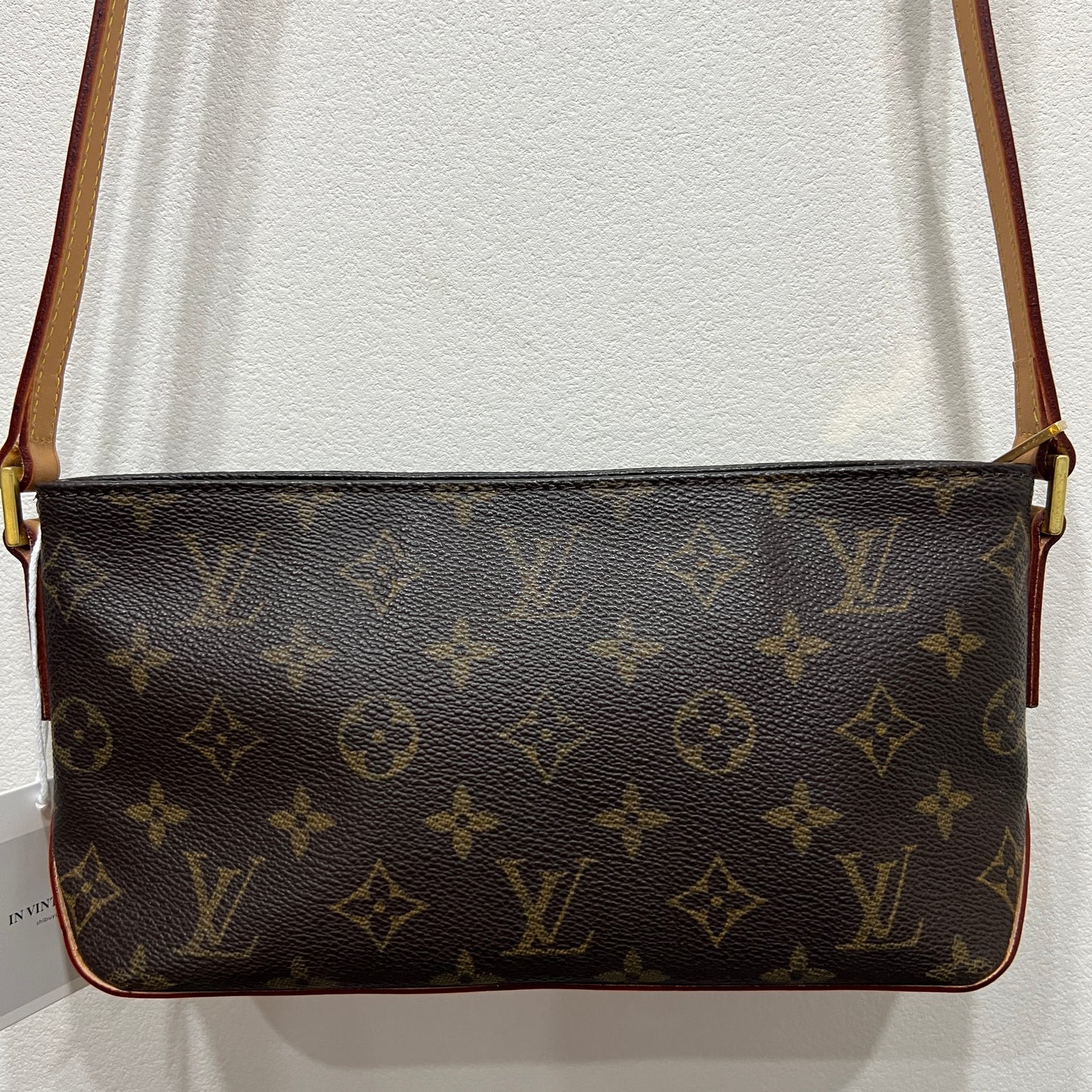 LOUIS VUITTON Trotteur Crossbody