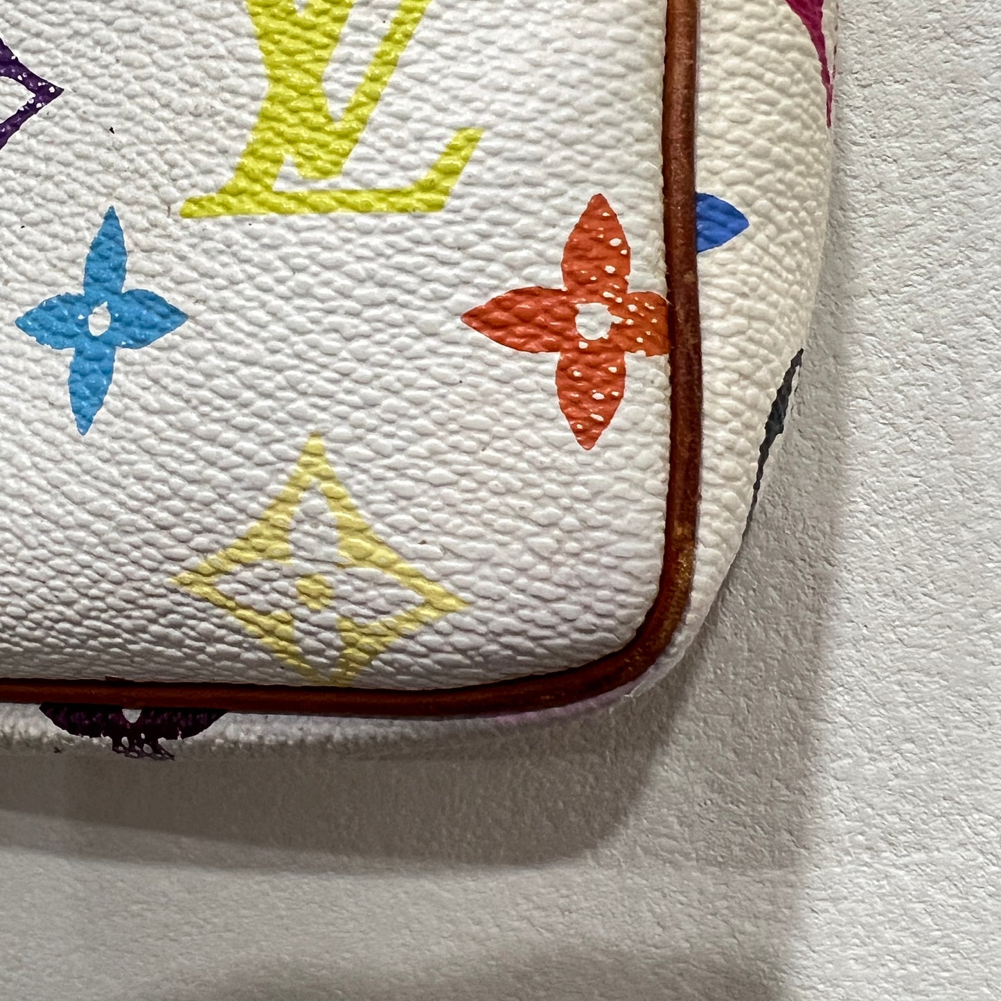 LOUIS VUITTON x Murakami Accessory Pochette