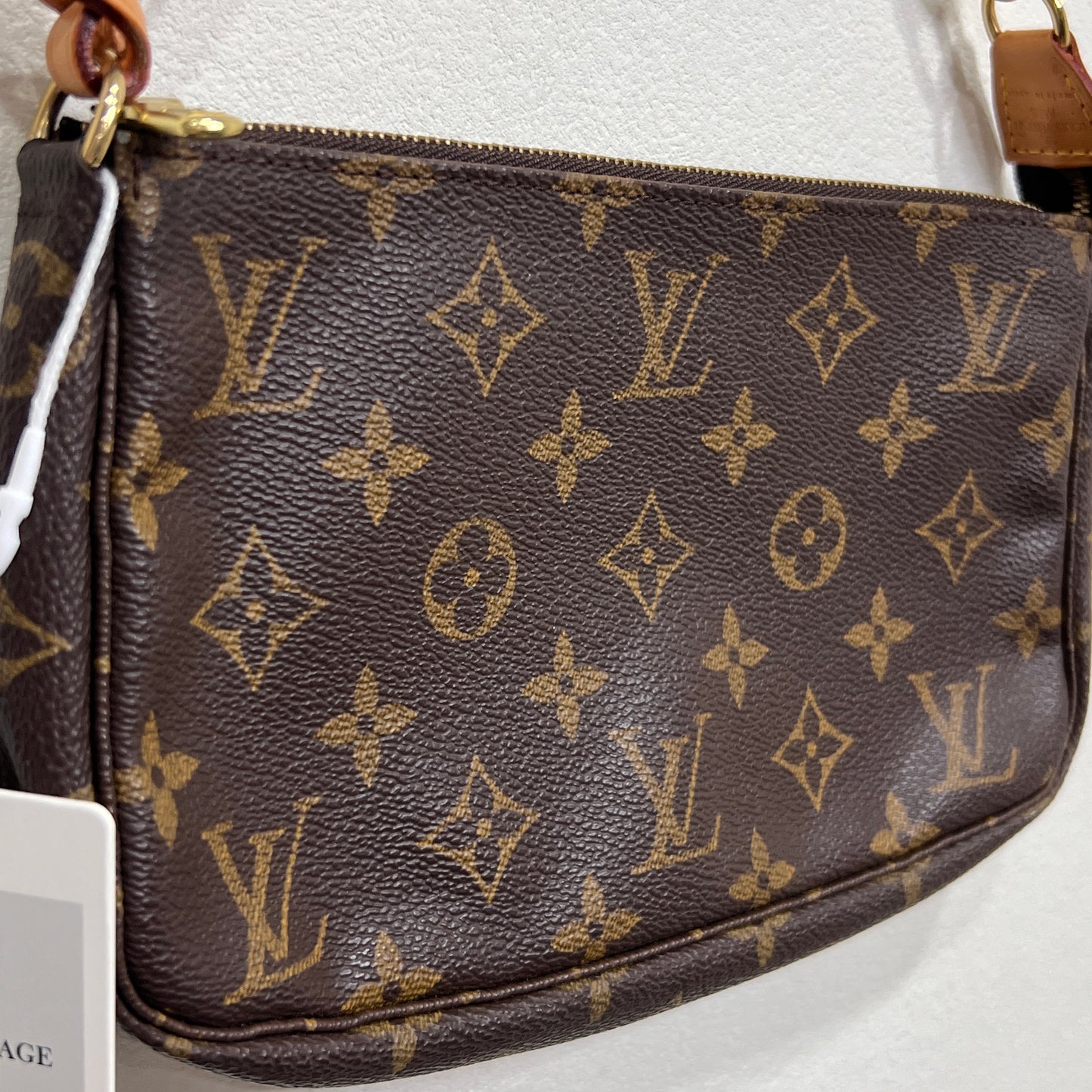 LOUIS VUITTON Pochette Accessory