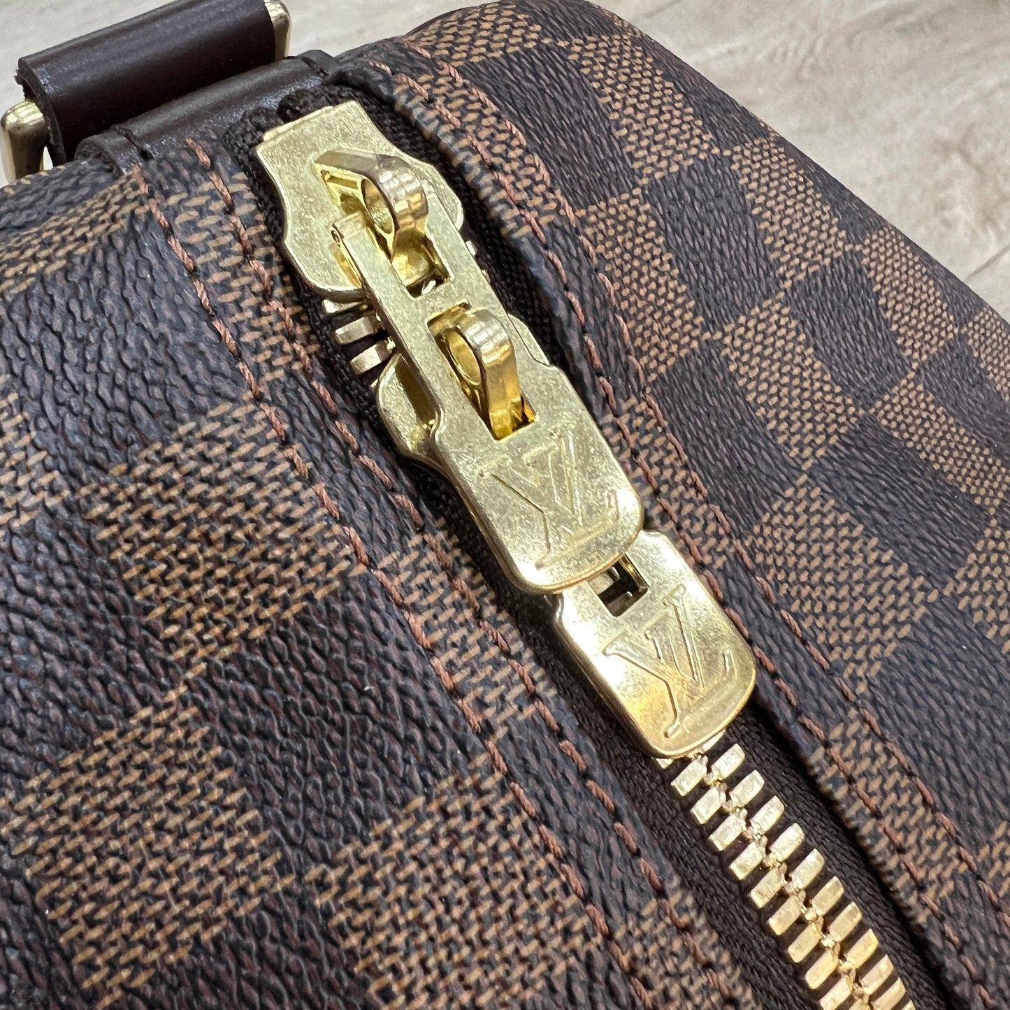 LOUIS VUITTON Damier Keepall 55cm