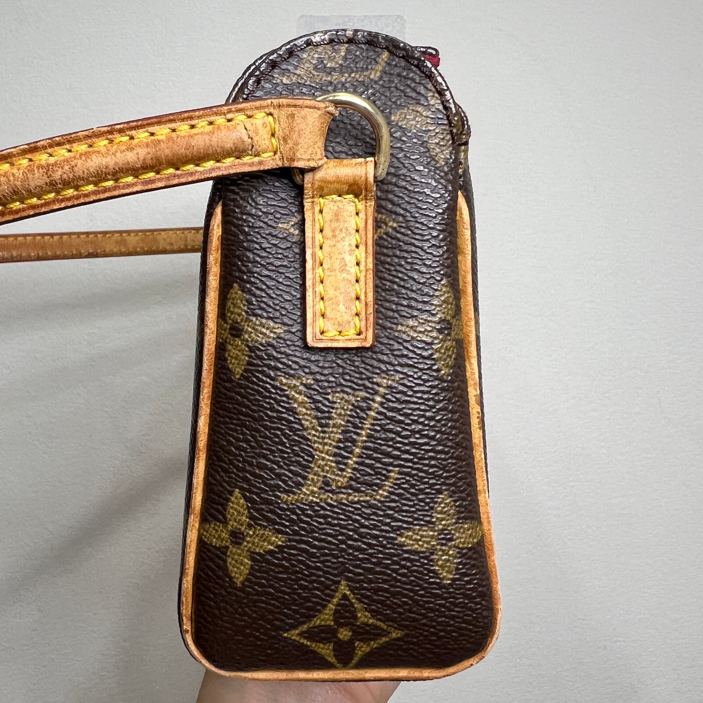 LOUIS VUITTON Recital