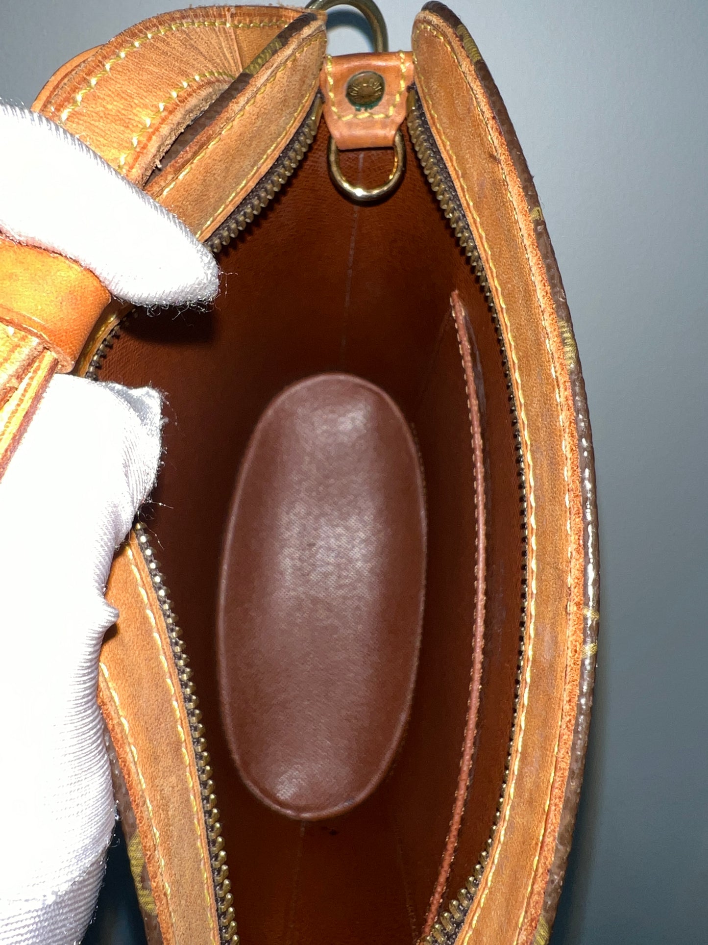 LOUIS VUITTON DROUOT Shoulder Bag