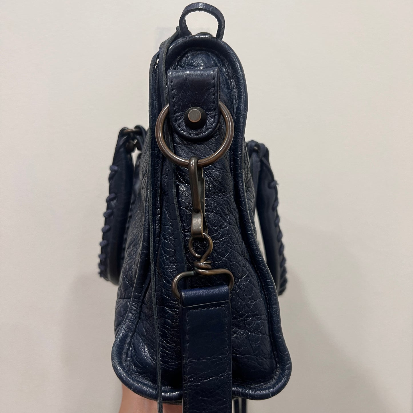 BALENCIAGA City with Long Strap (26042801)